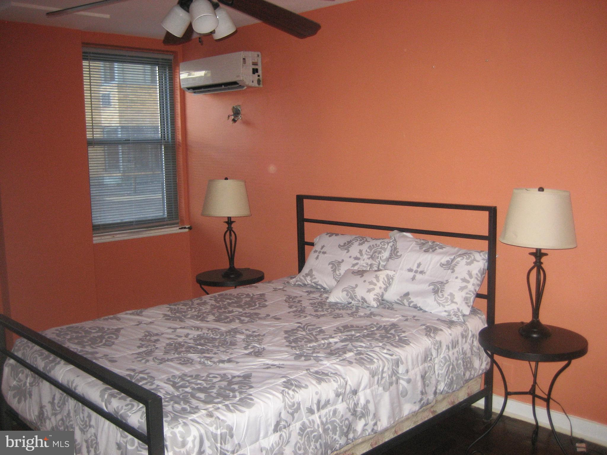 ART MUSEUM AREA - Residential Lease