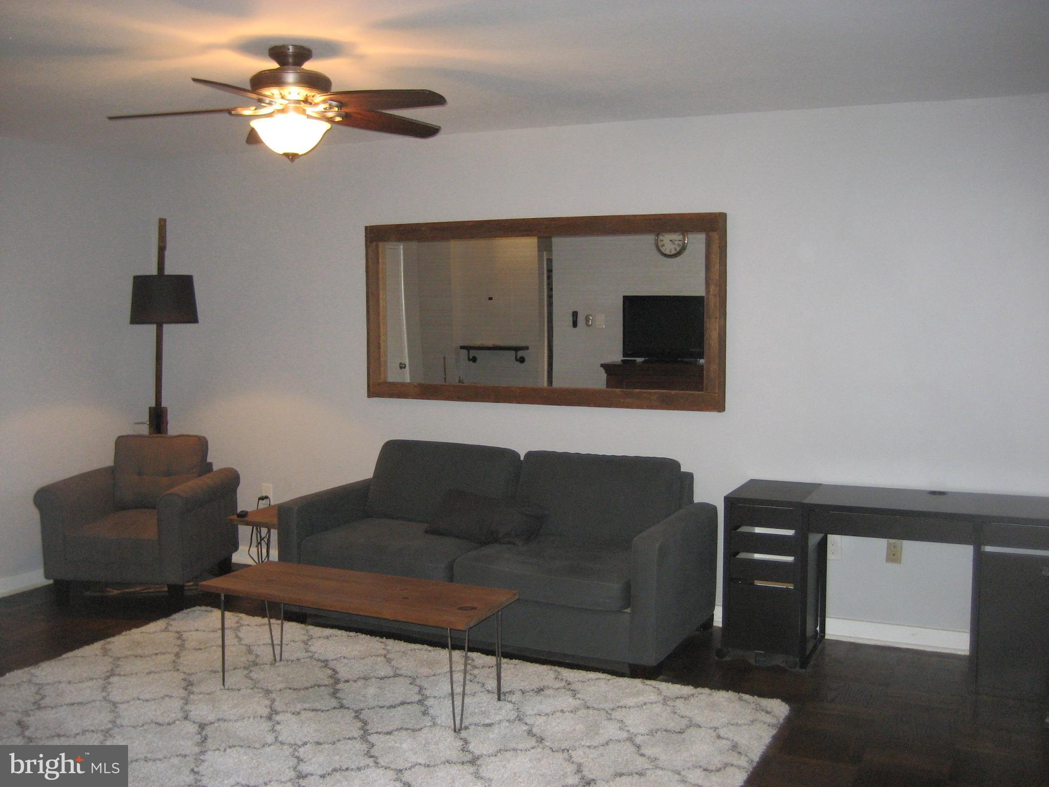 ART MUSEUM AREA - Residential Lease