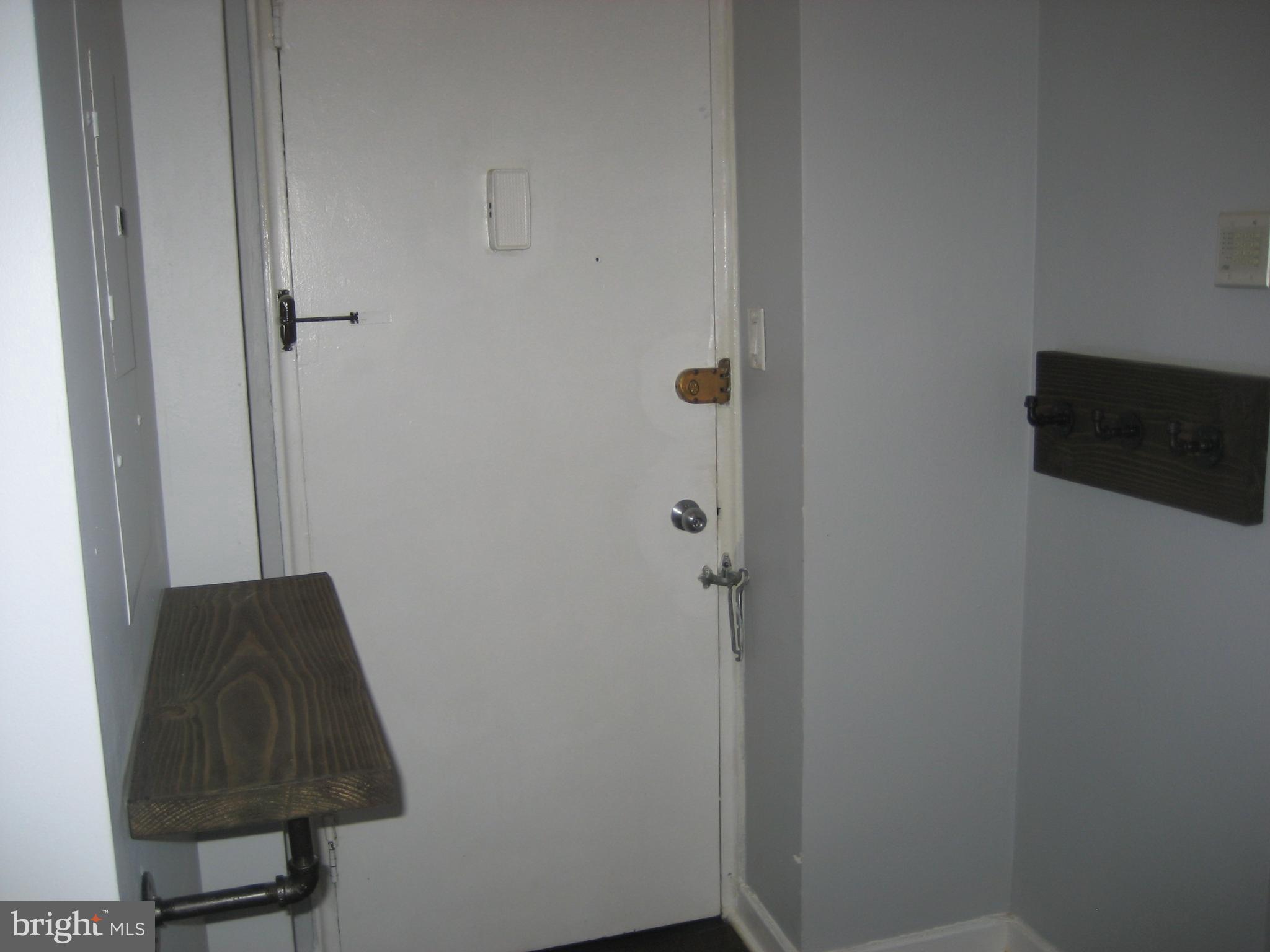 ART MUSEUM AREA - Residential Lease