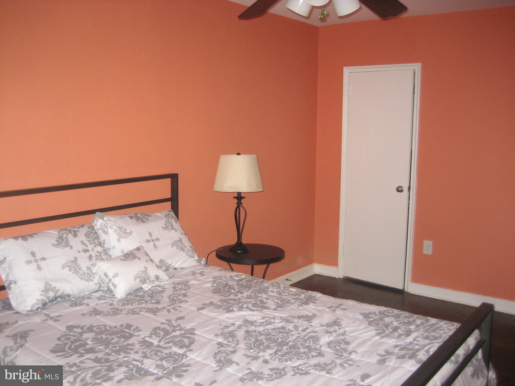 ART MUSEUM AREA - Residential Lease