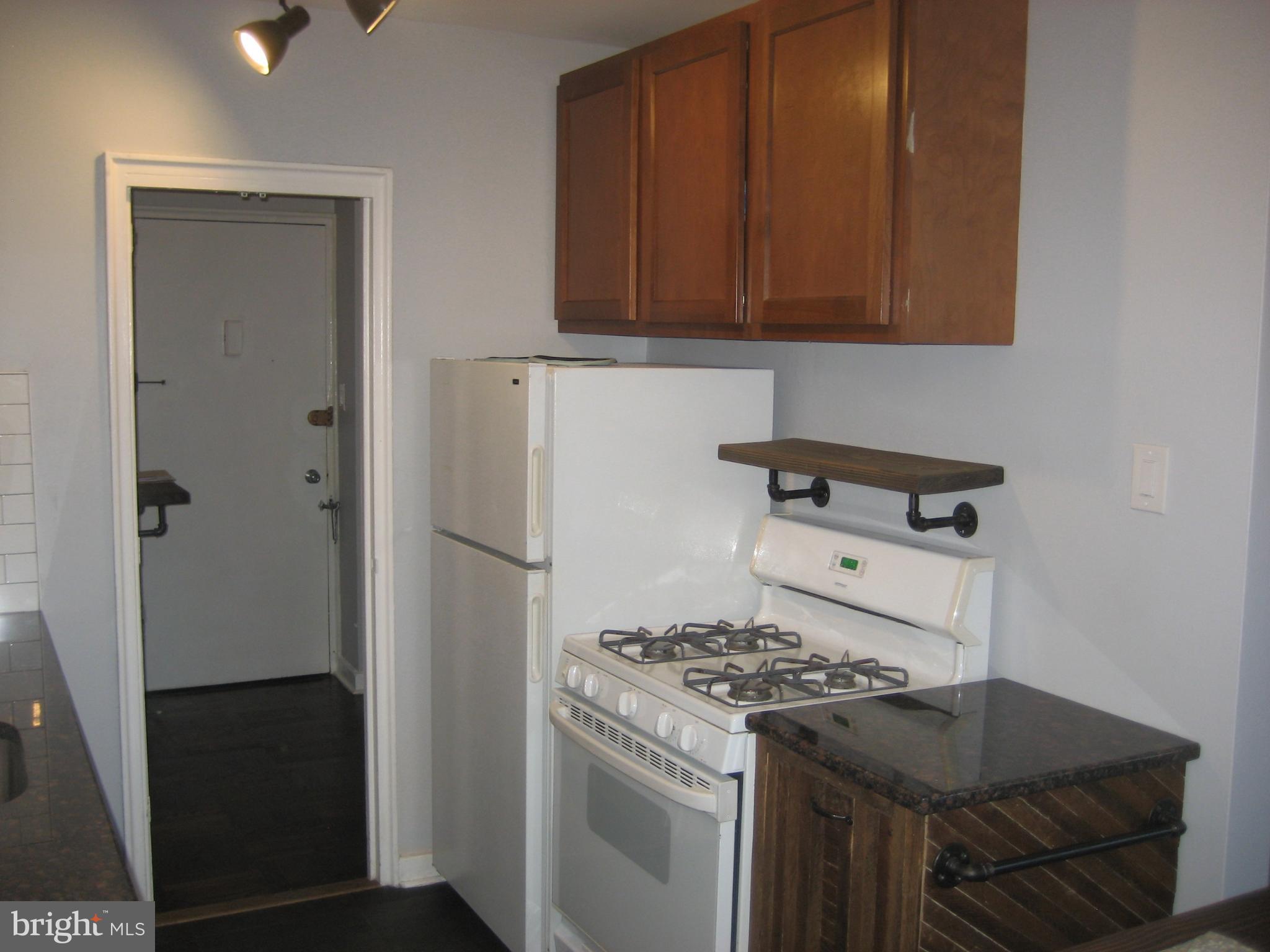 ART MUSEUM AREA - Residential Lease