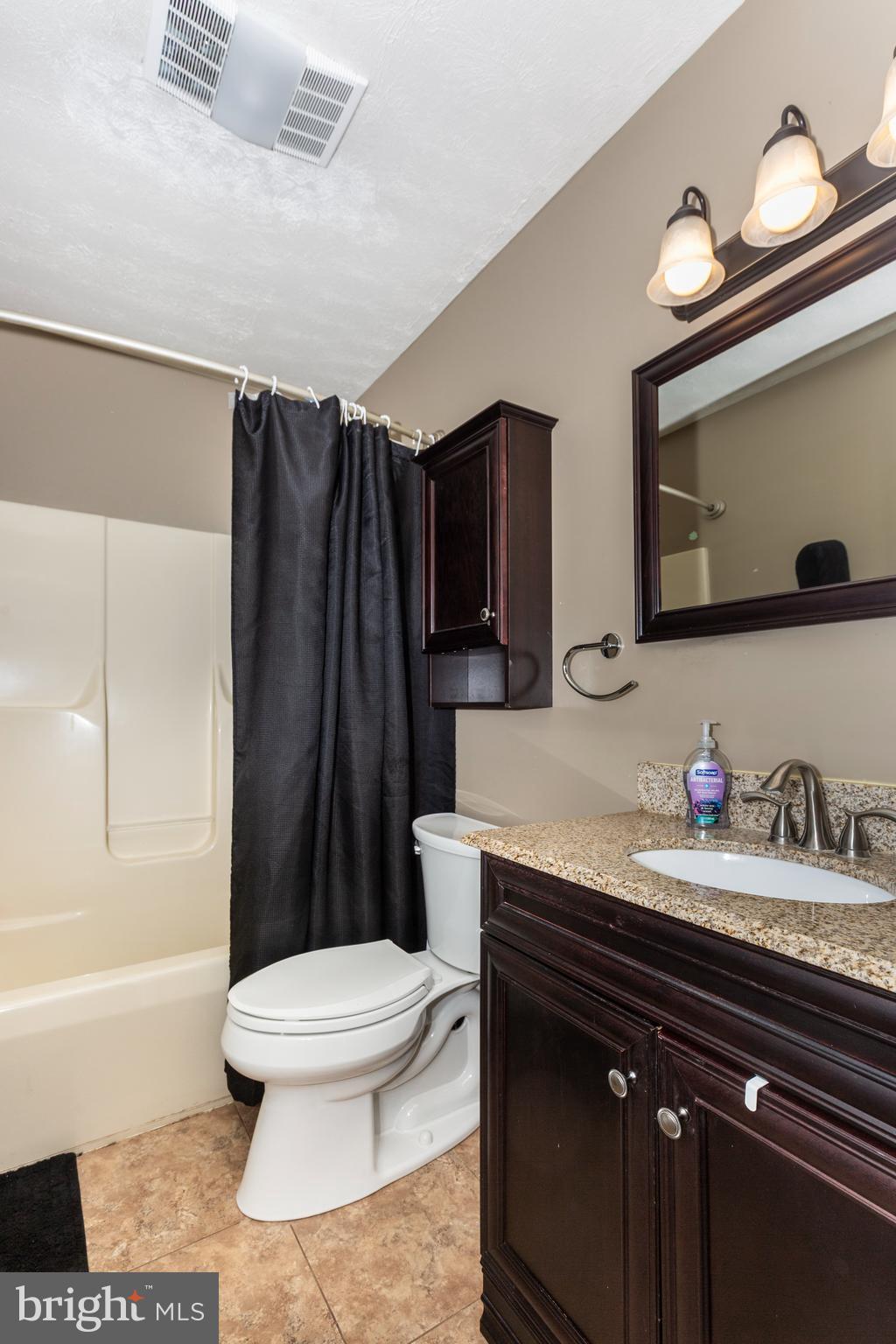 SARAHS CHOICE - Residential