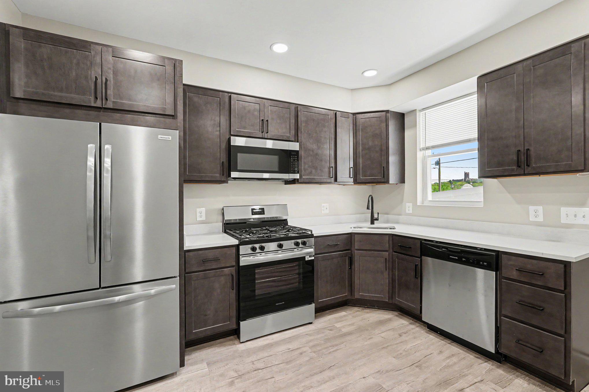 HARWOOD - Residential