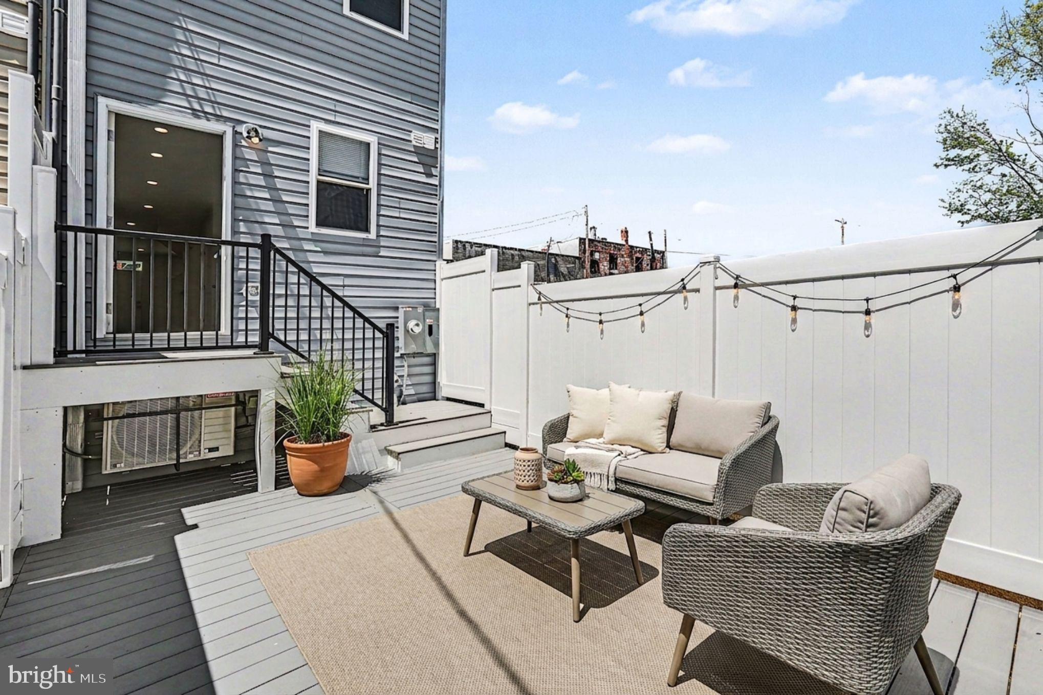 HARWOOD - Residential