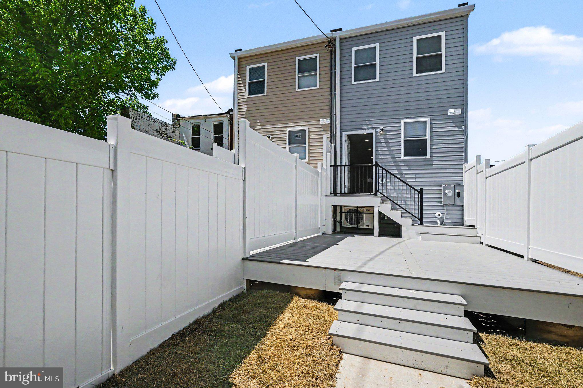 HARWOOD - Residential