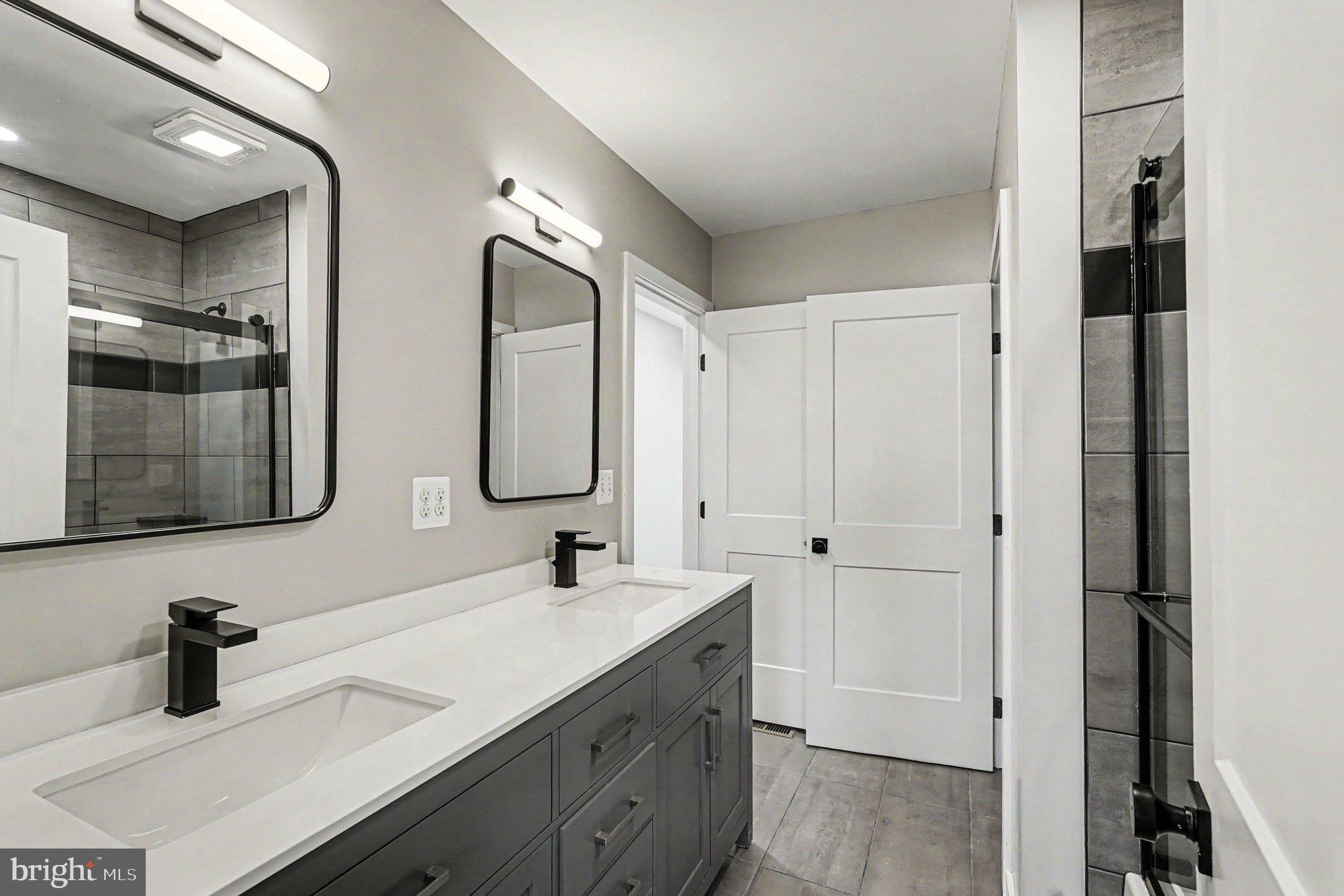 HARWOOD - Residential