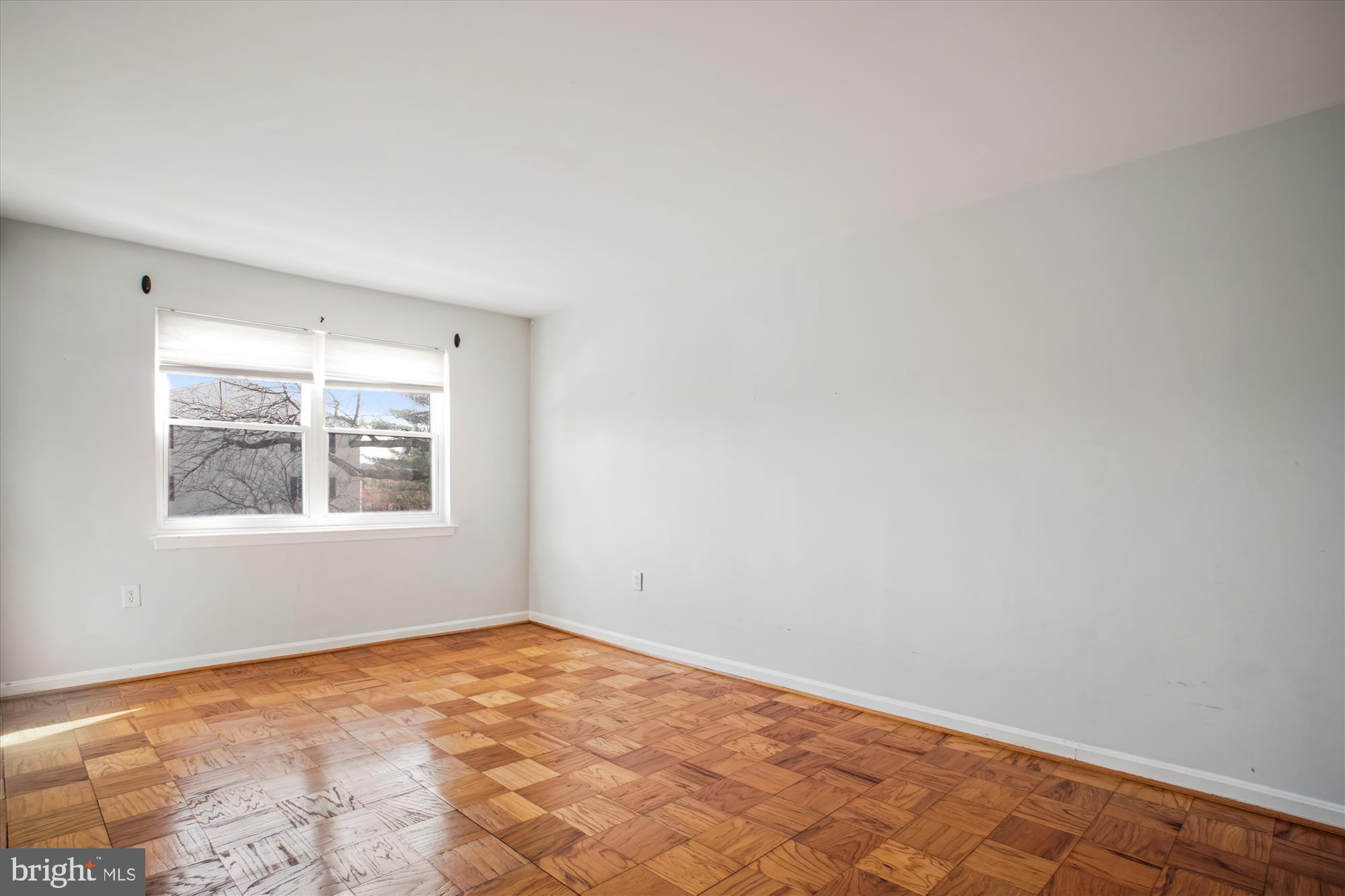 MAYFLOWER SQUARE - Residential Lease