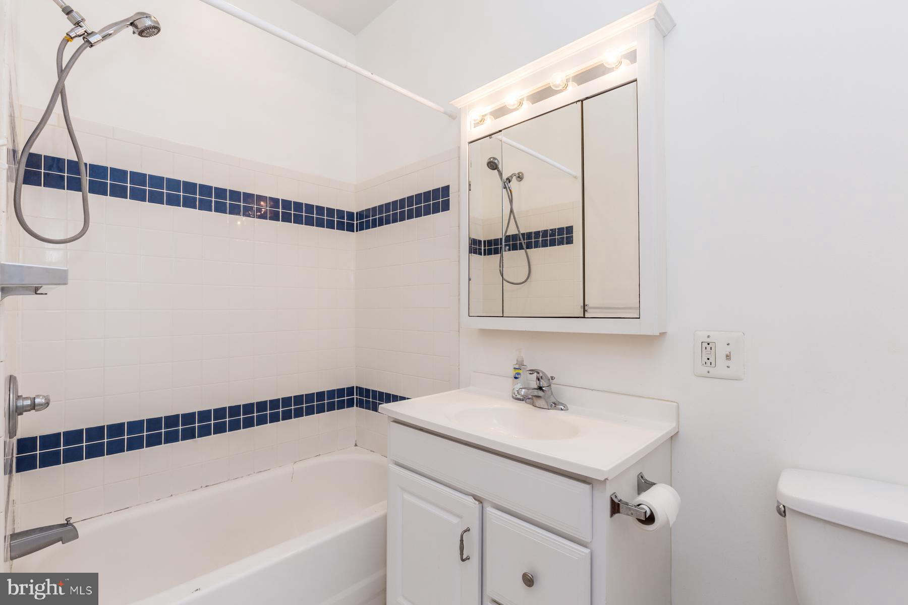 WASHINGTON SQ WEST - Residential Lease