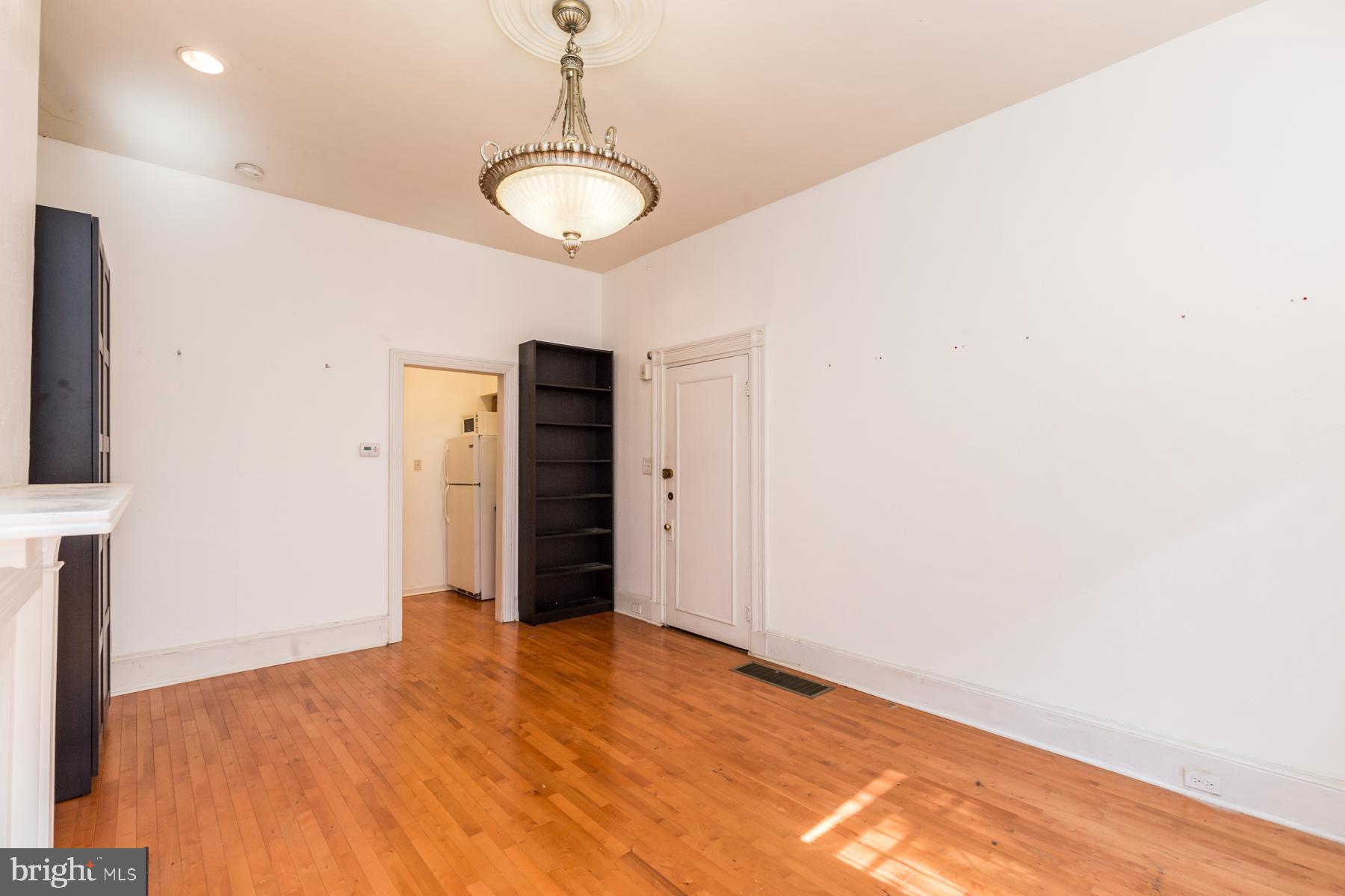 WASHINGTON SQ WEST - Residential Lease