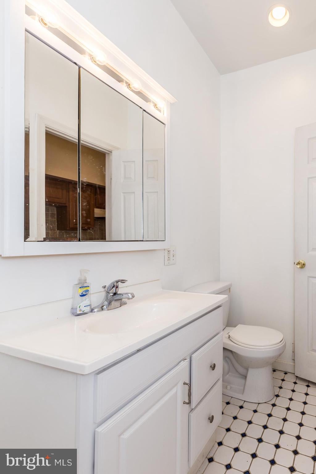 WASHINGTON SQ WEST - Residential Lease
