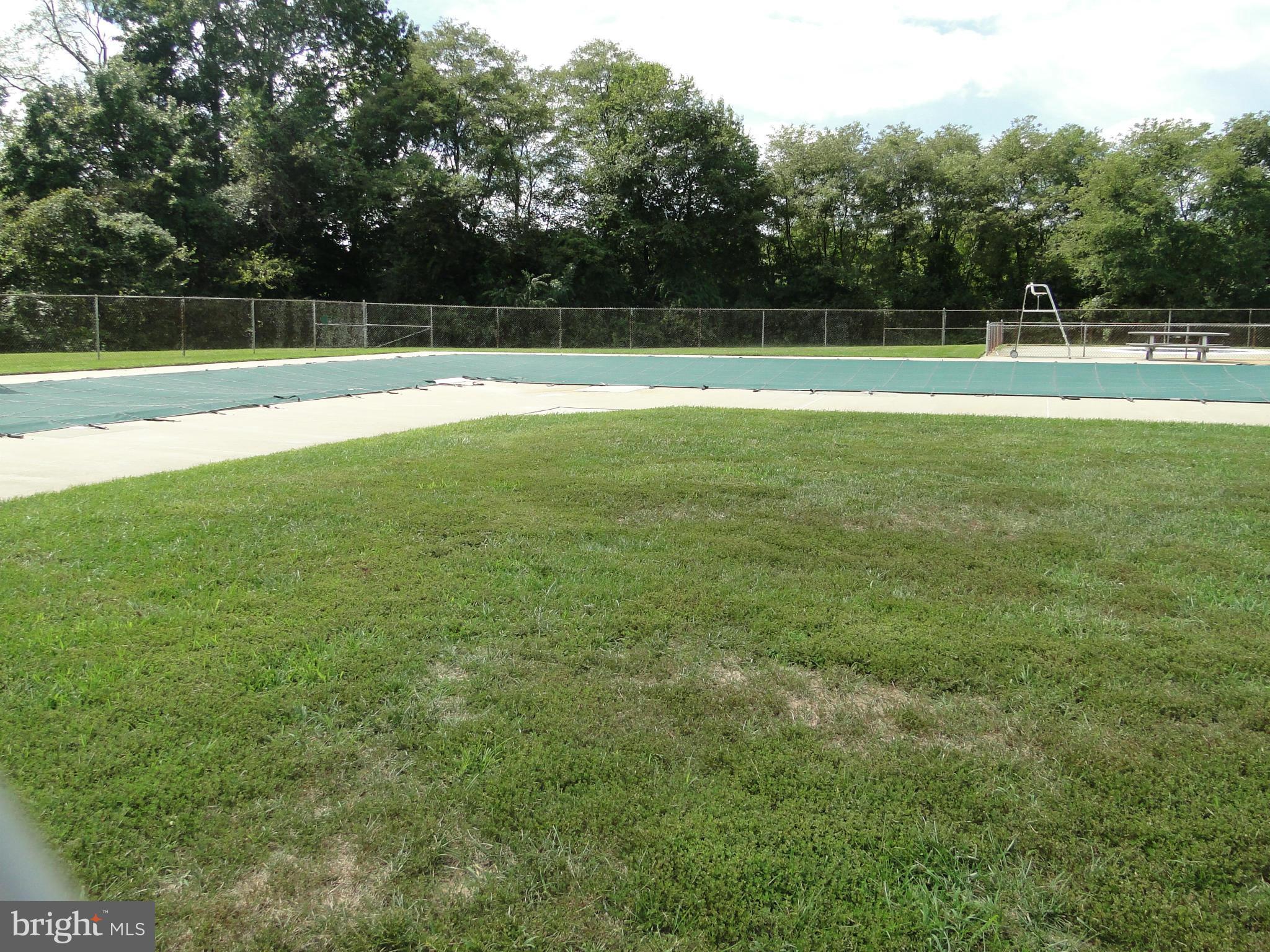 BOONES ESTATES - Residential