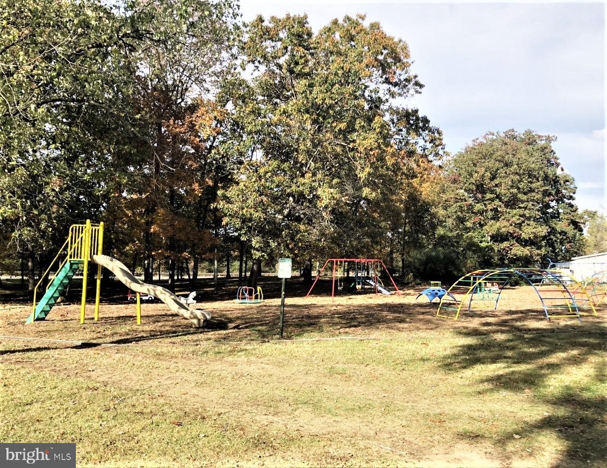 MARYLAND MANOR MOBILE HOME PARK - Residential