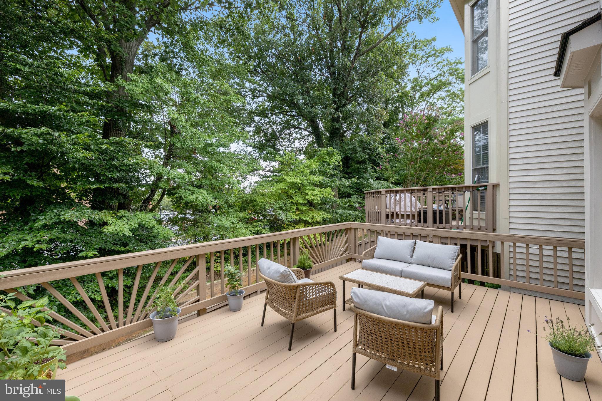 SUTHERLAND SQUARE - Residential