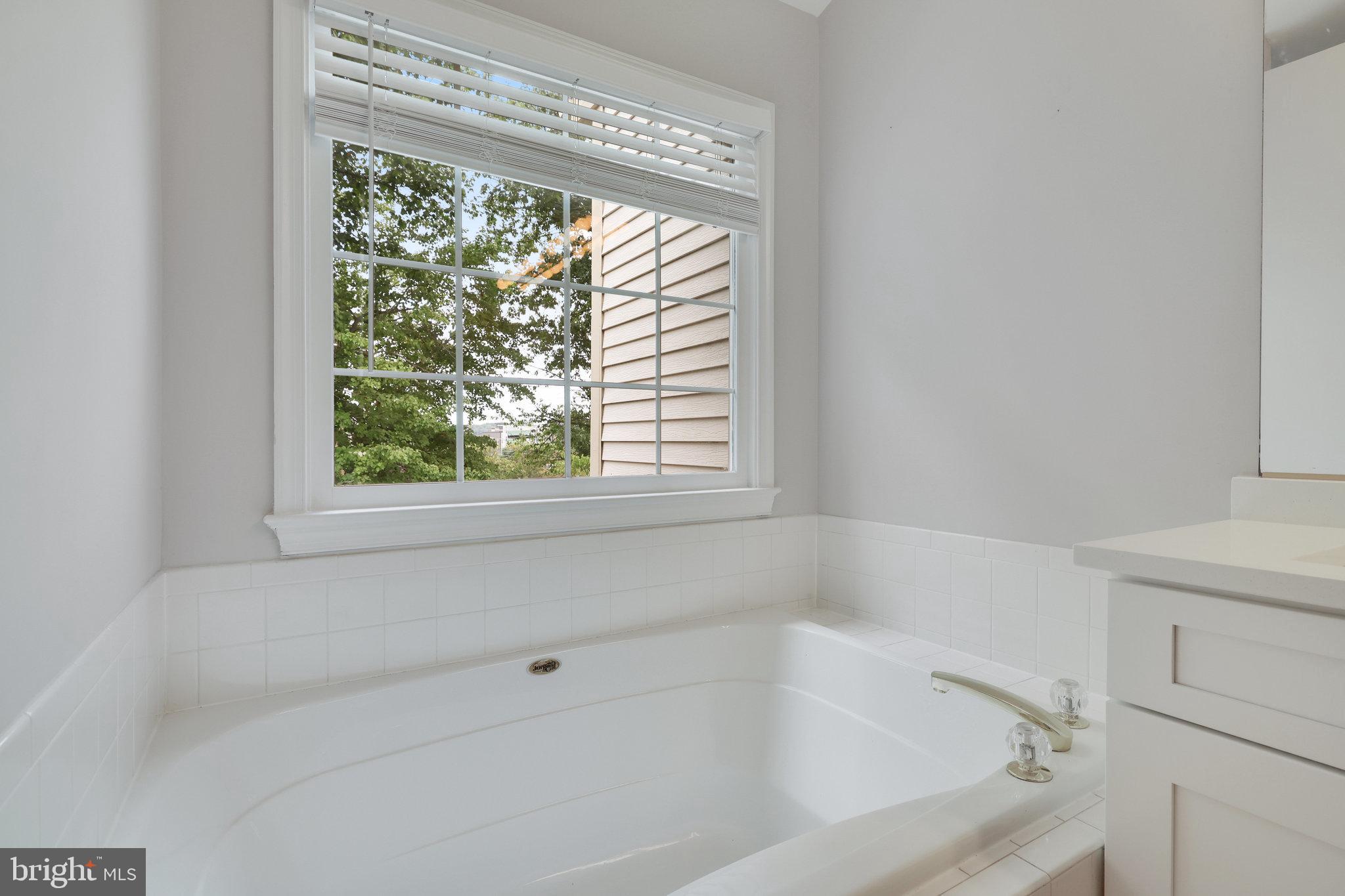 SUTHERLAND SQUARE - Residential