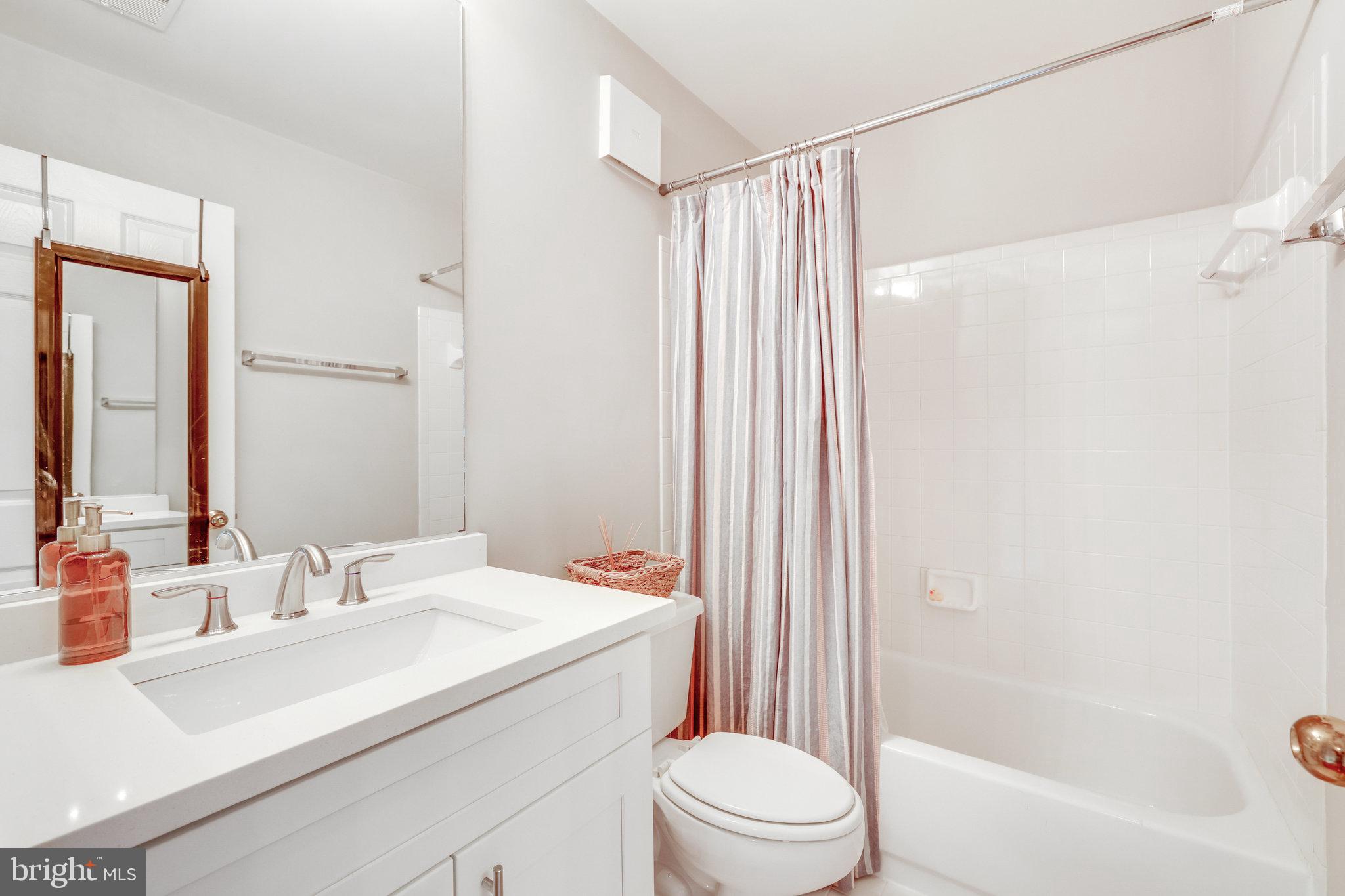 SUTHERLAND SQUARE - Residential