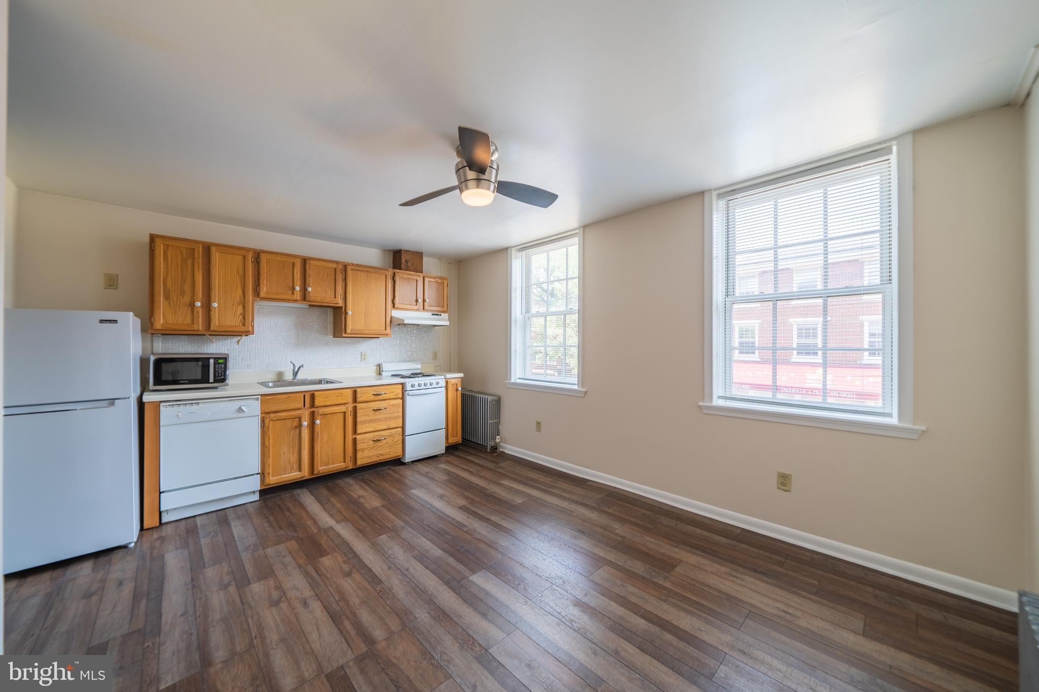 121 E GAY STREET 8