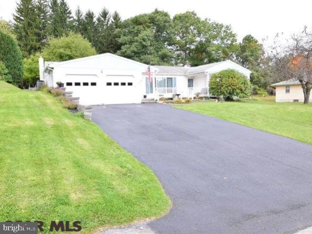 106 Meadow Street, Snow Shoe, PA 16874