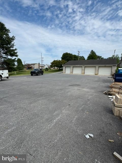 Photo of 2806 Cedarhurst Road, FINKSBURG, MD 21048 (MLS # MDCR2035578)