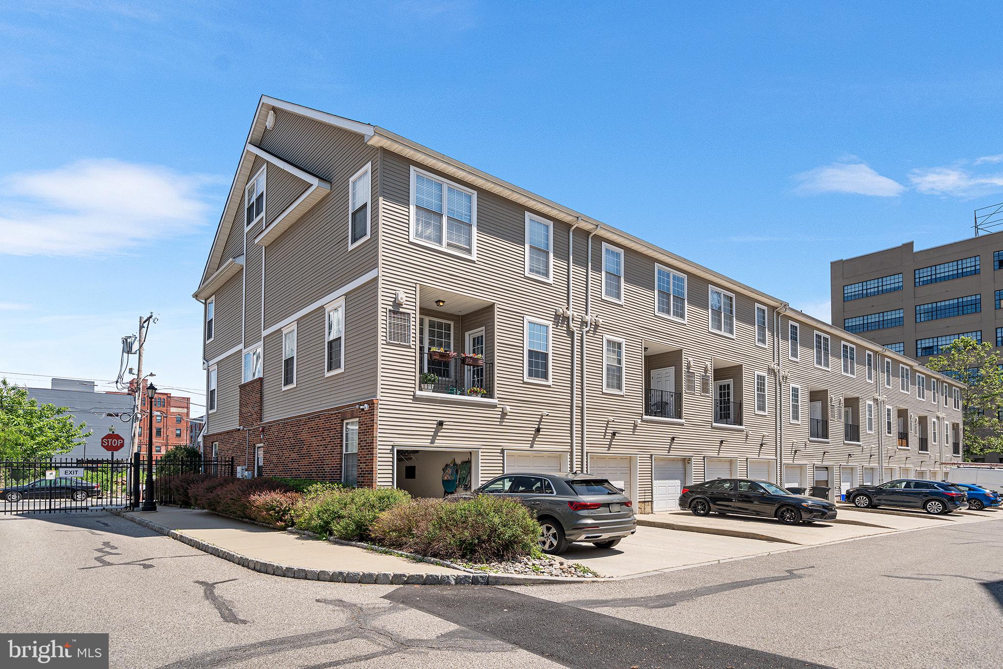 BREWERYTOWN - Residential Lease