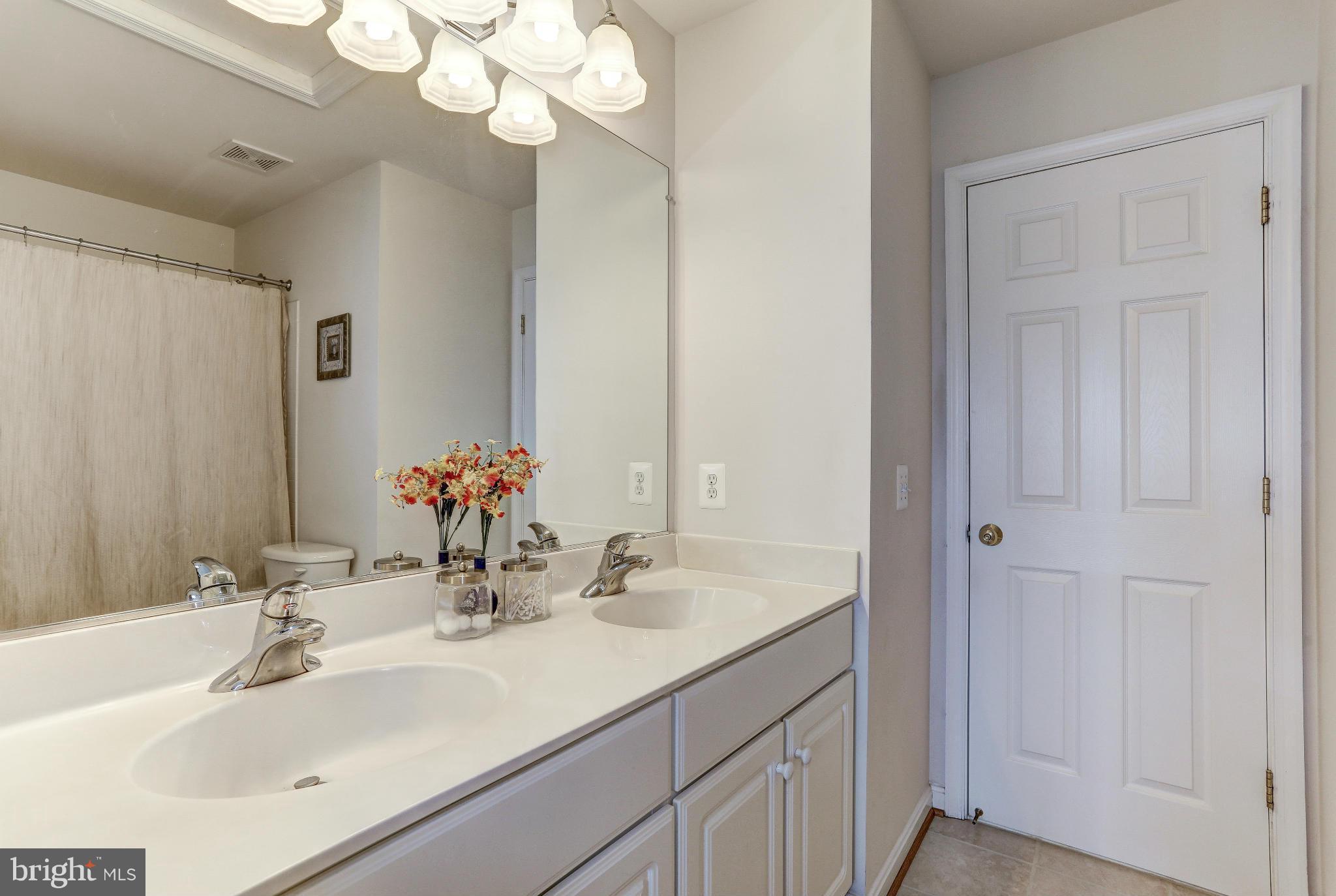 THE RIDINGS AT BLUE SPRING - Residential