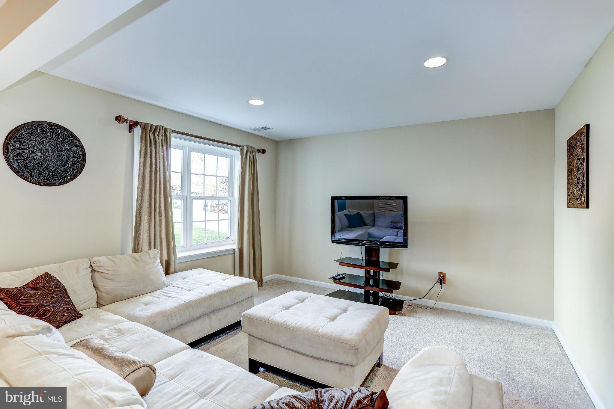 THE RIDINGS AT BLUE SPRING - Residential