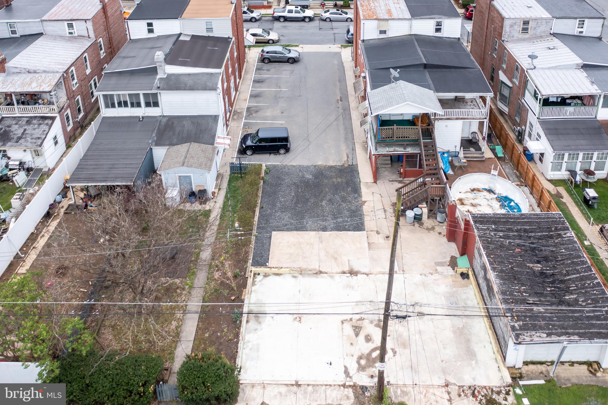 HYDE PARK - Residential Income