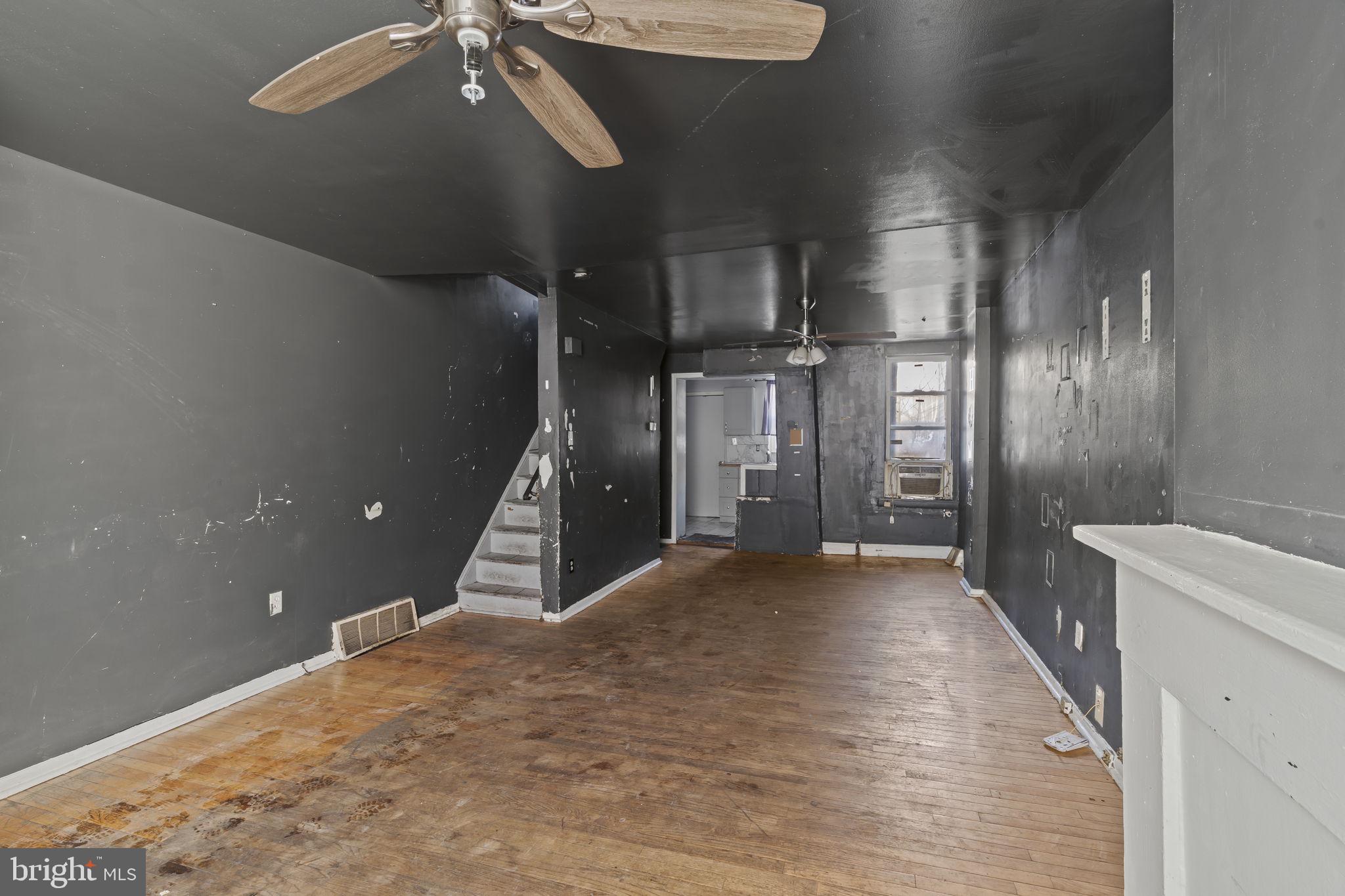 POINT BREEZE - Residential