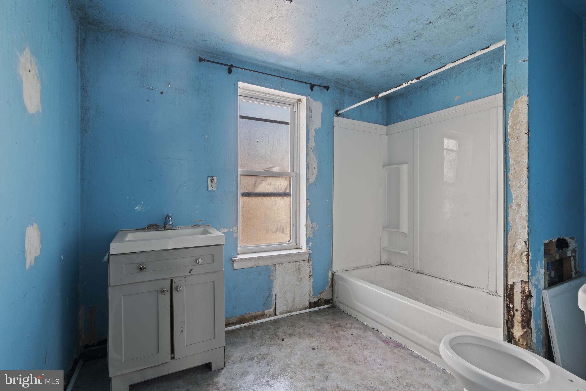 1316 S CAPITOL STREET