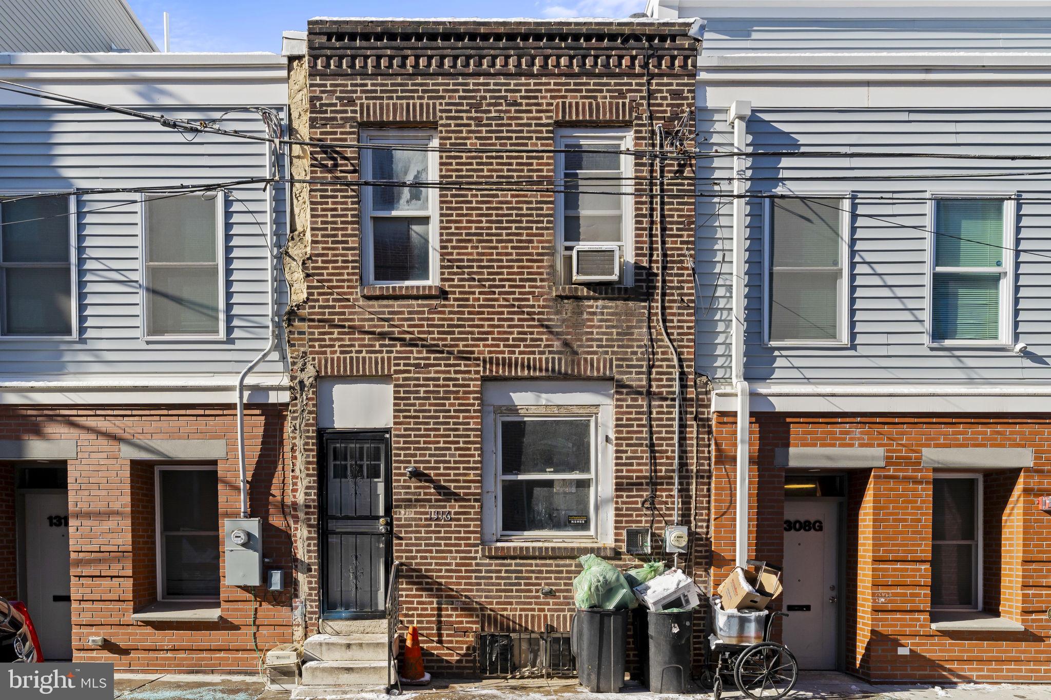 POINT BREEZE - Residential