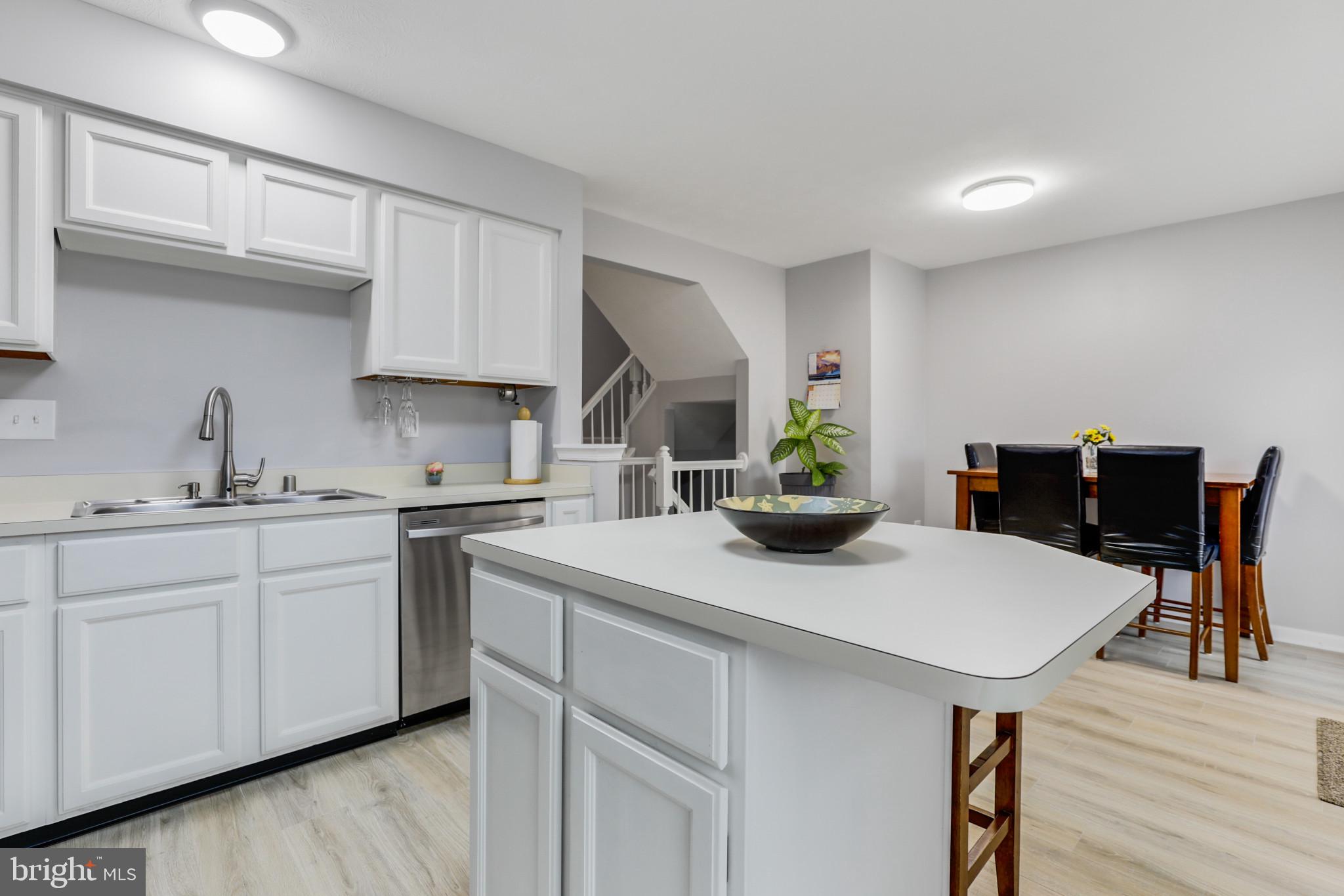 CASTLE STONE AT WHITE MARSH - Residential