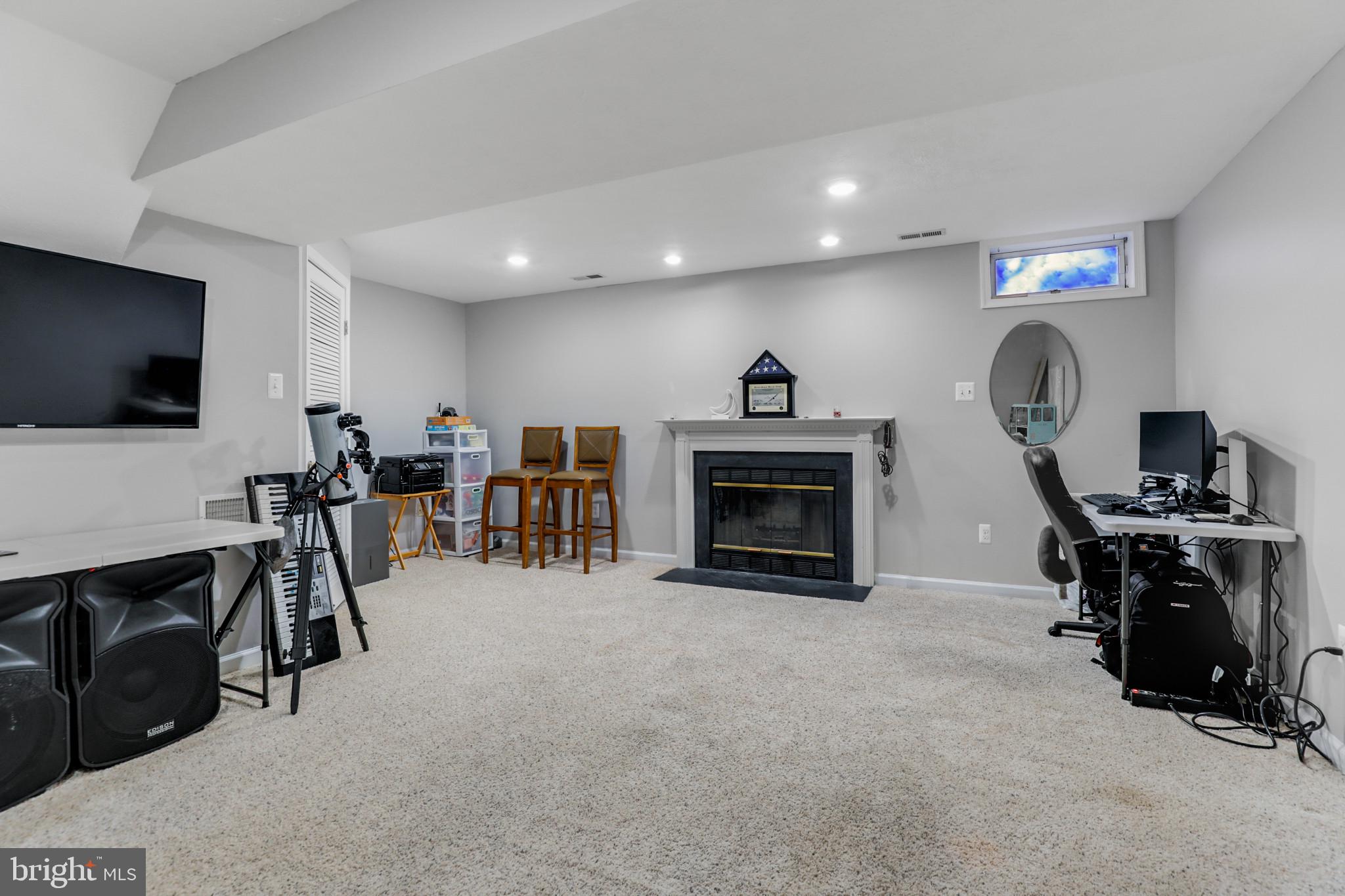 CASTLE STONE AT WHITE MARSH - Residential