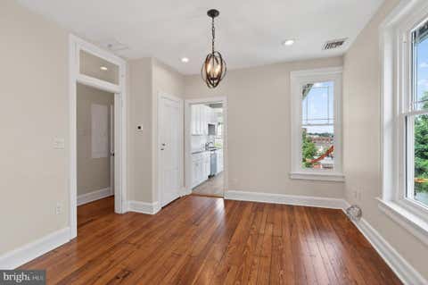 Townhouse For Sale - 144 Gay Street<br/> PHOENIXVILLE, PA 19460