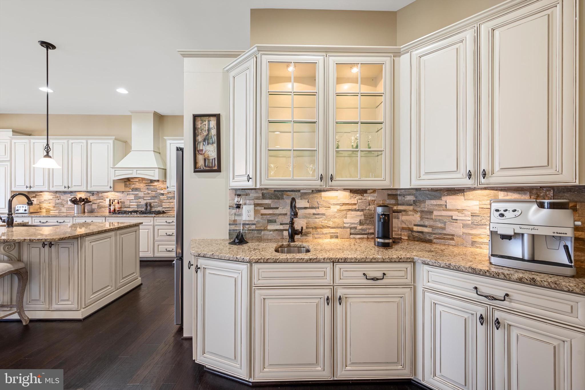 HIGHLANDS - Residential