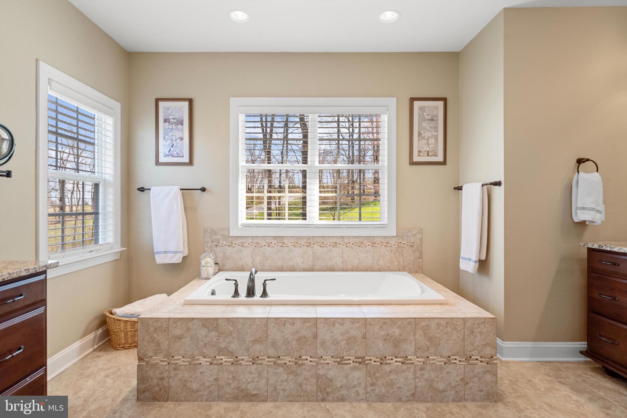 HIGHLANDS - Residential