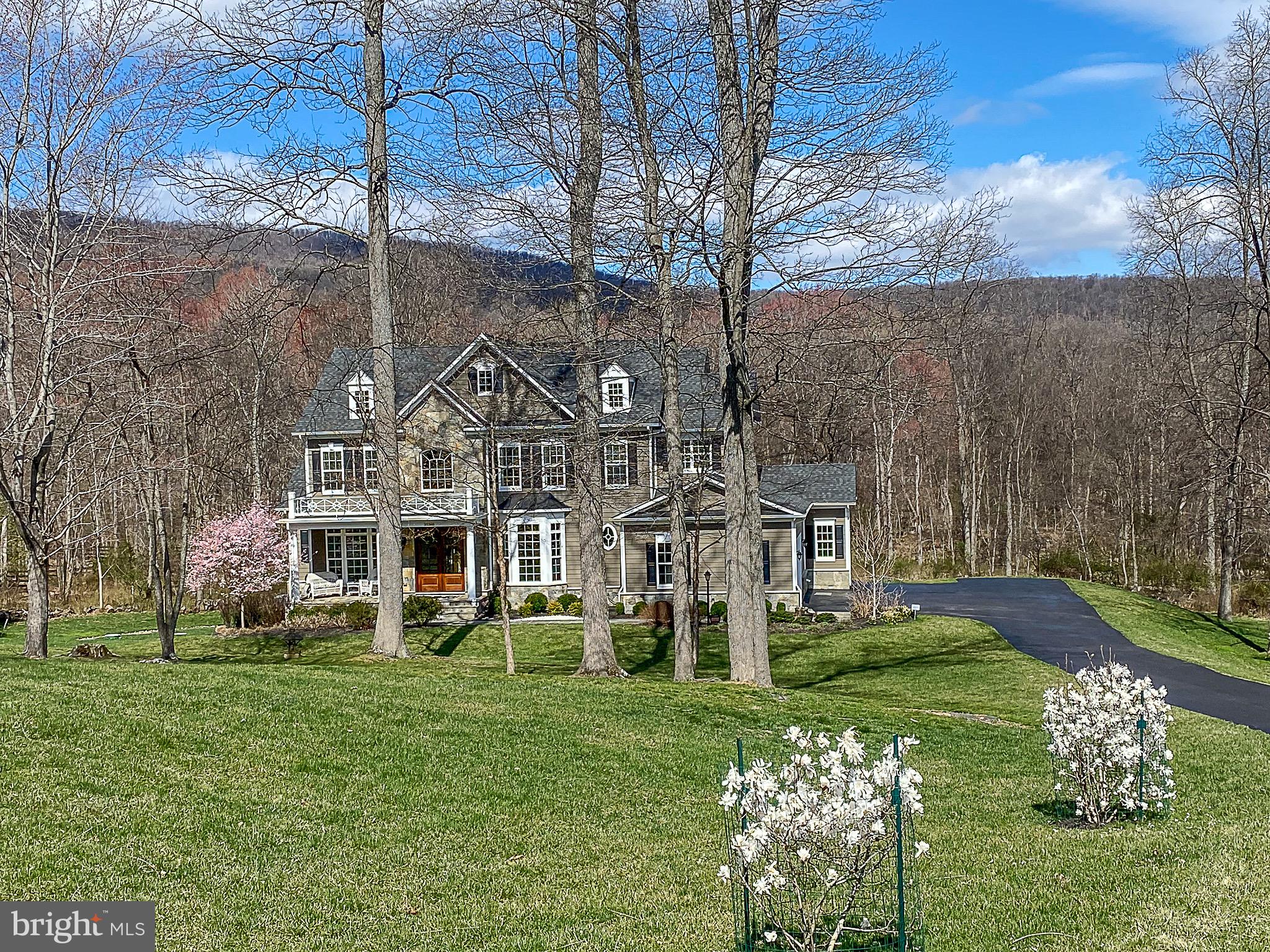 HIGHLANDS - Residential