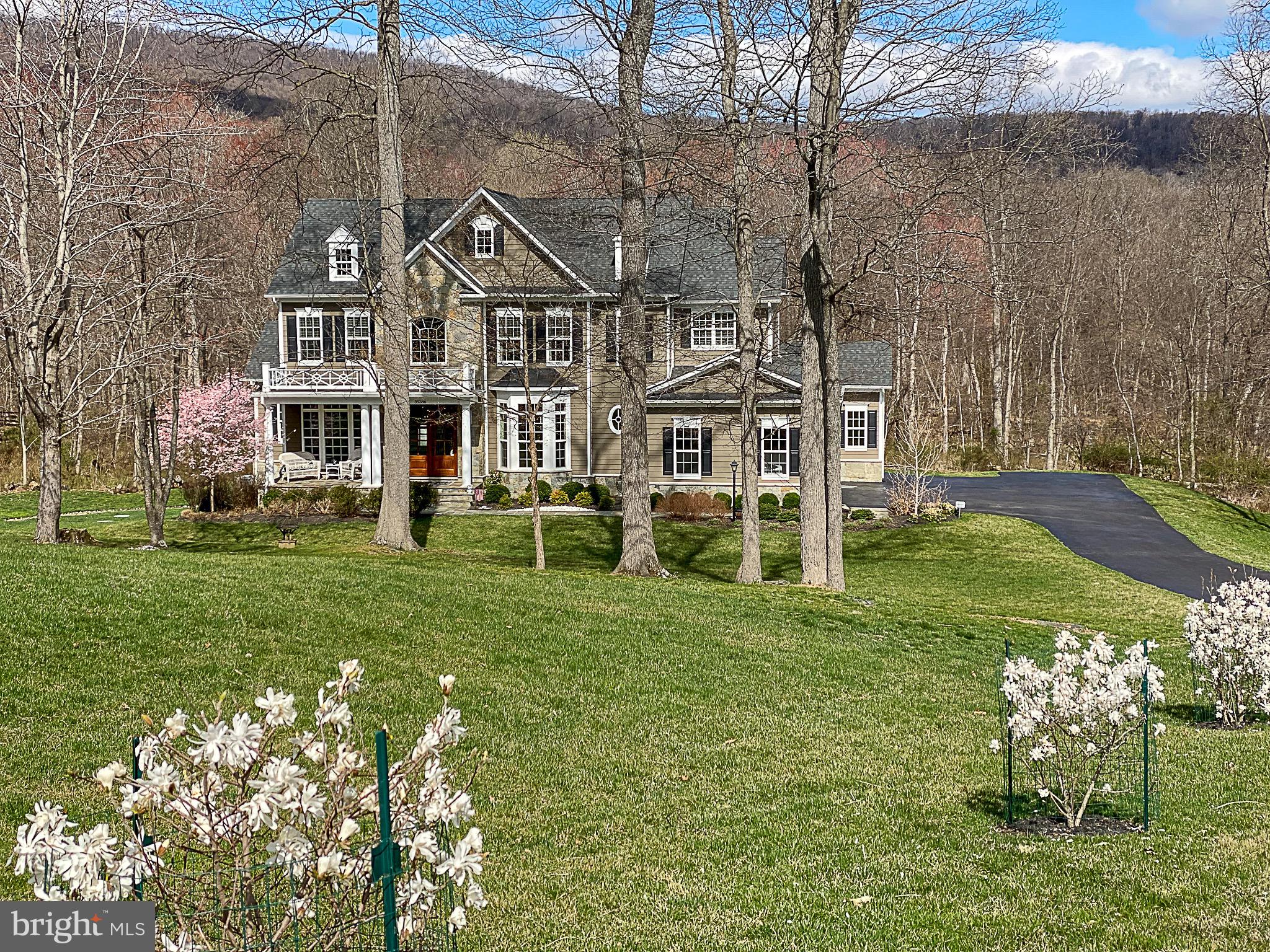 HIGHLANDS - Residential