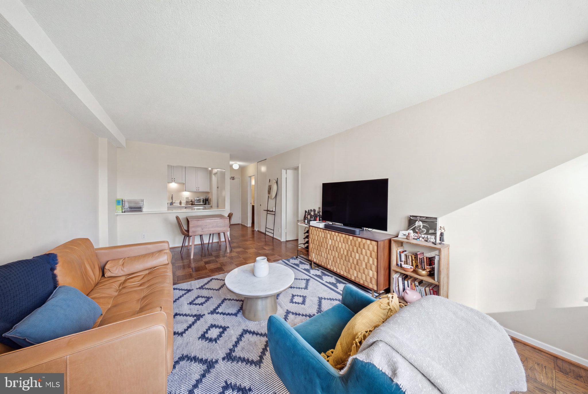 4515 WILLARD AVENUE 1217S