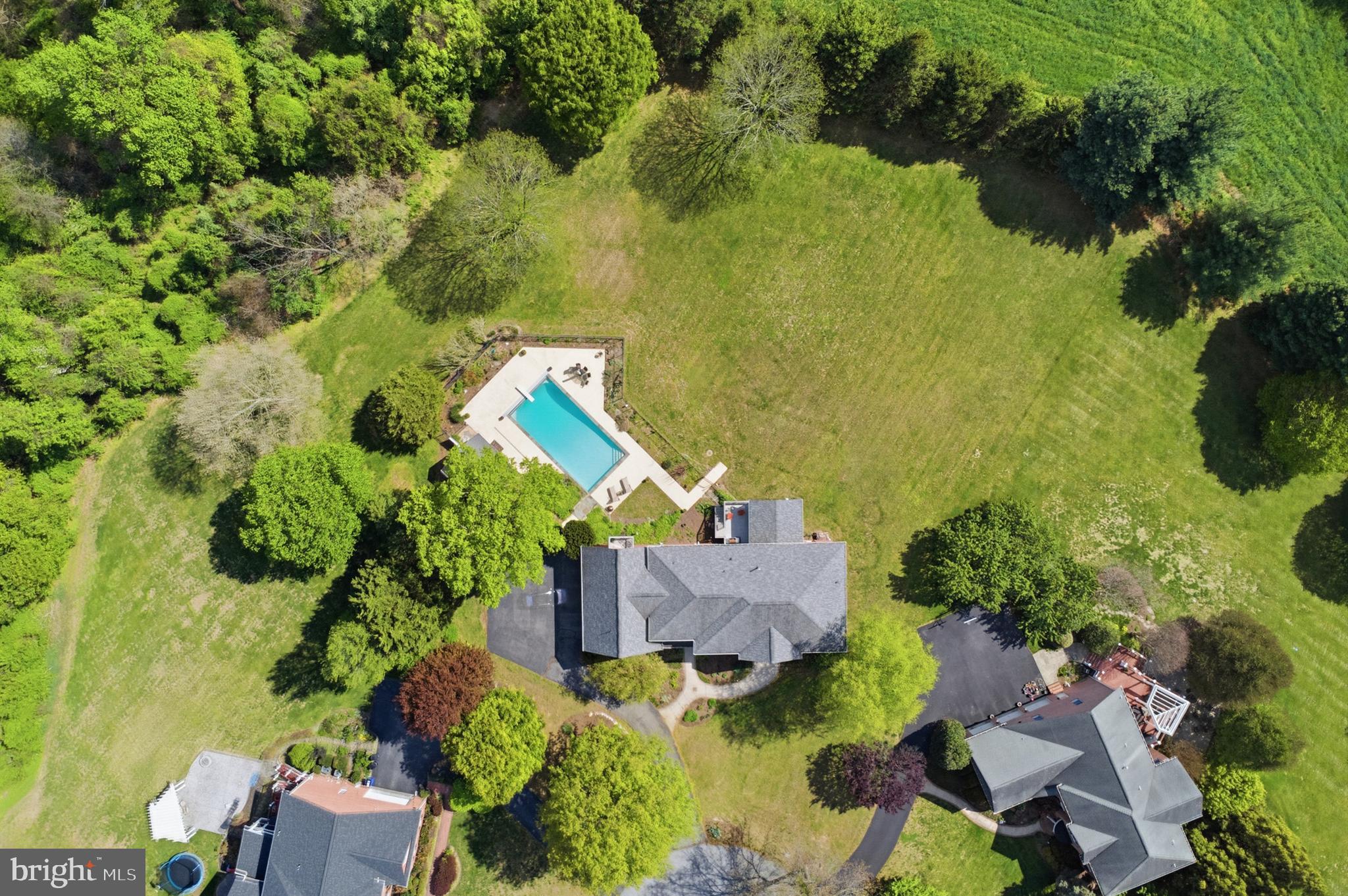 QUARTERFIELD - Residential