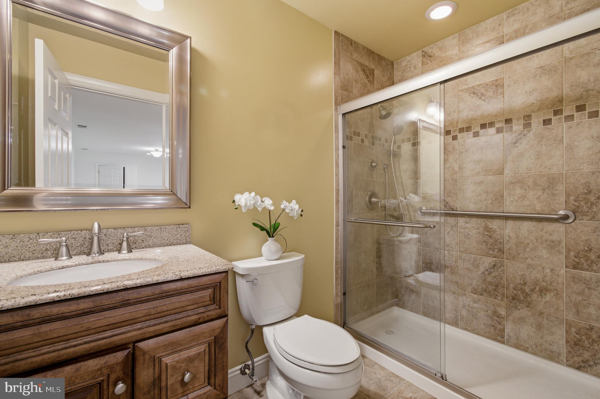 QUARTERFIELD - Residential