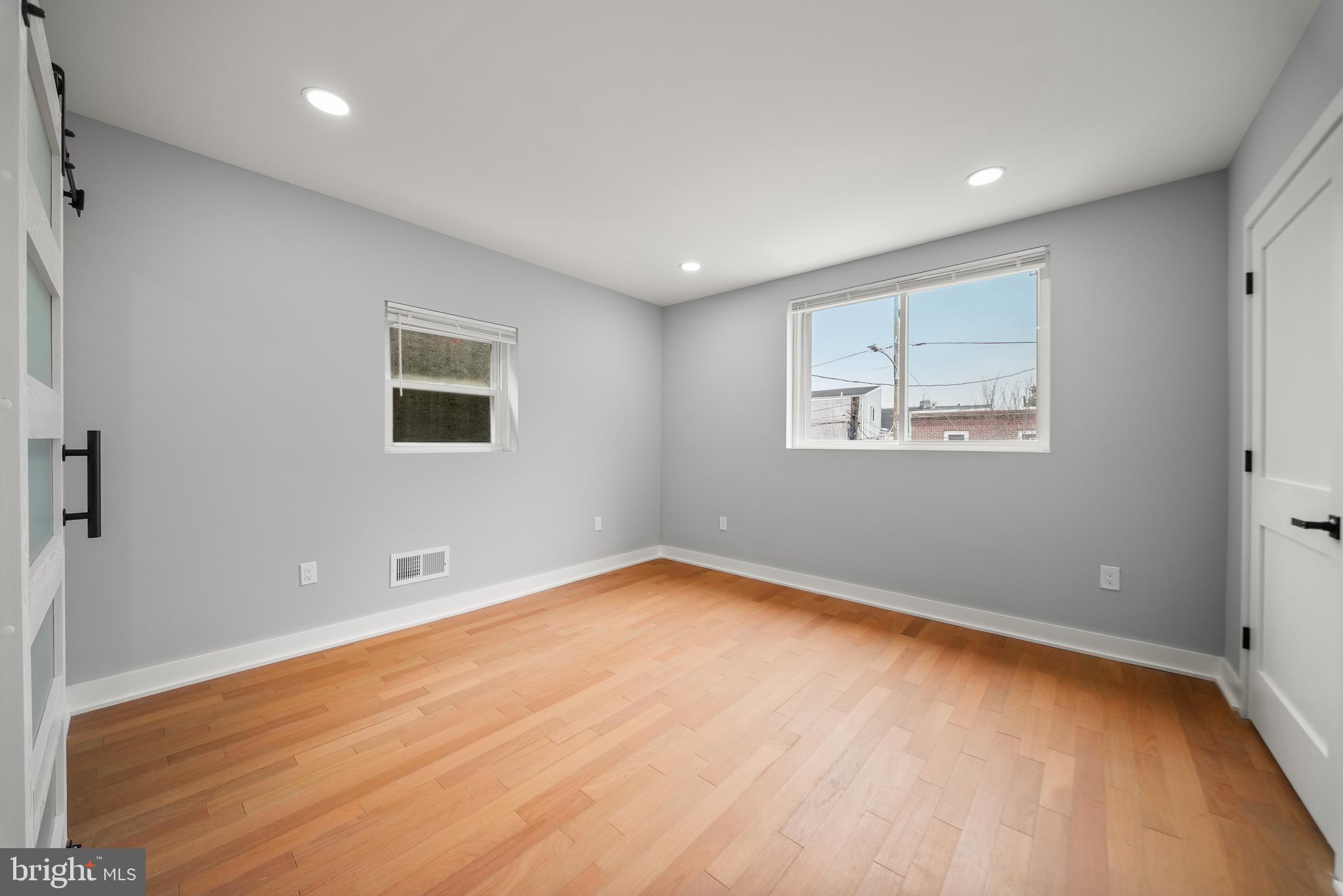 RICHMOND - Residential