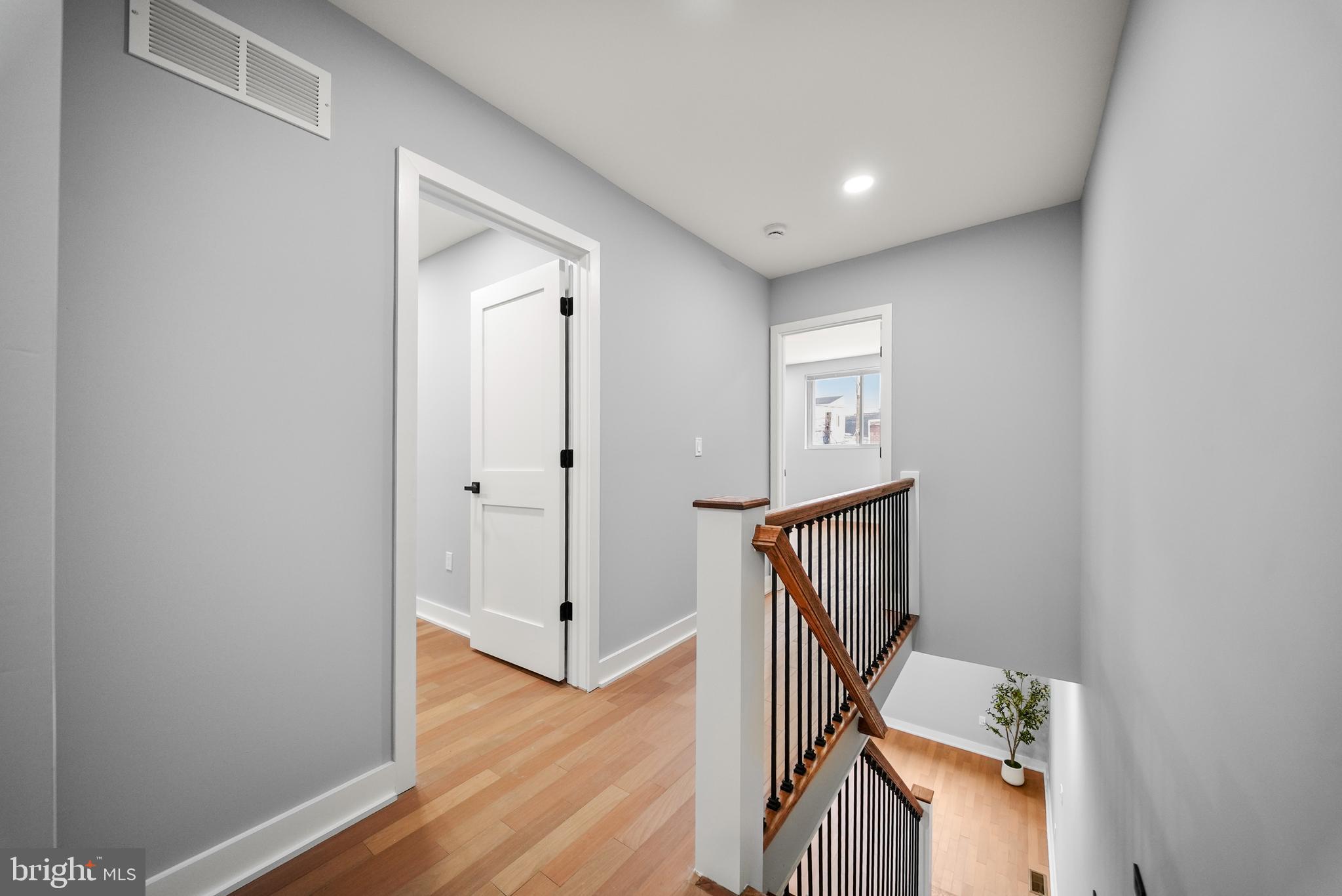 RICHMOND - Residential