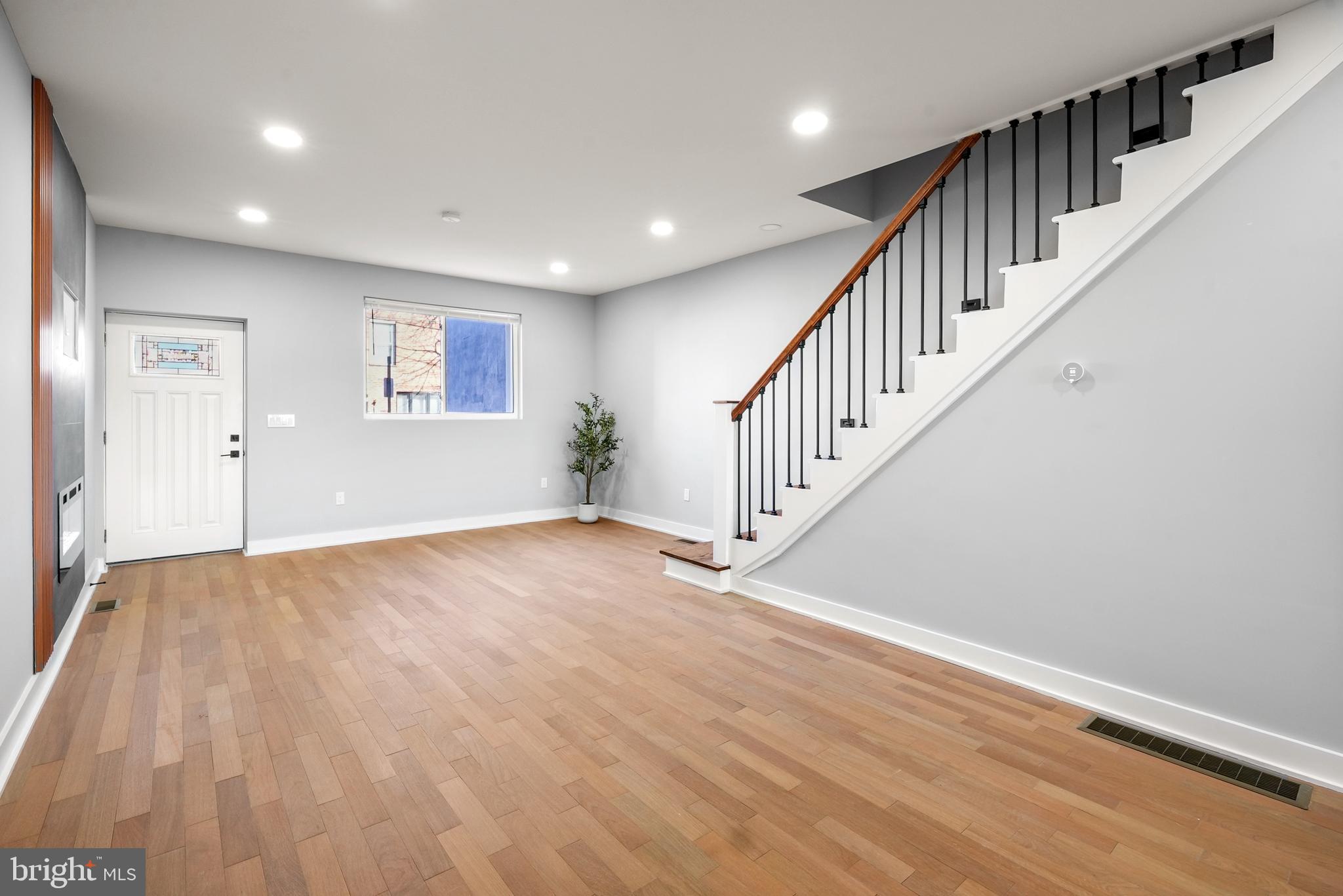 RICHMOND - Residential