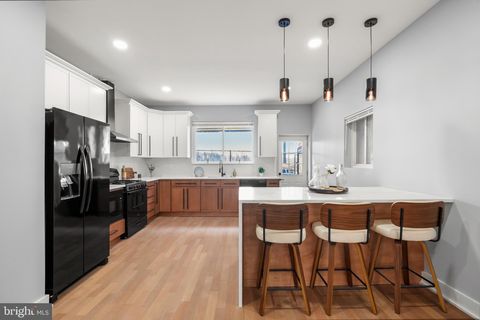 2811 SALMON STREET PHILADELPHIA PA 19134