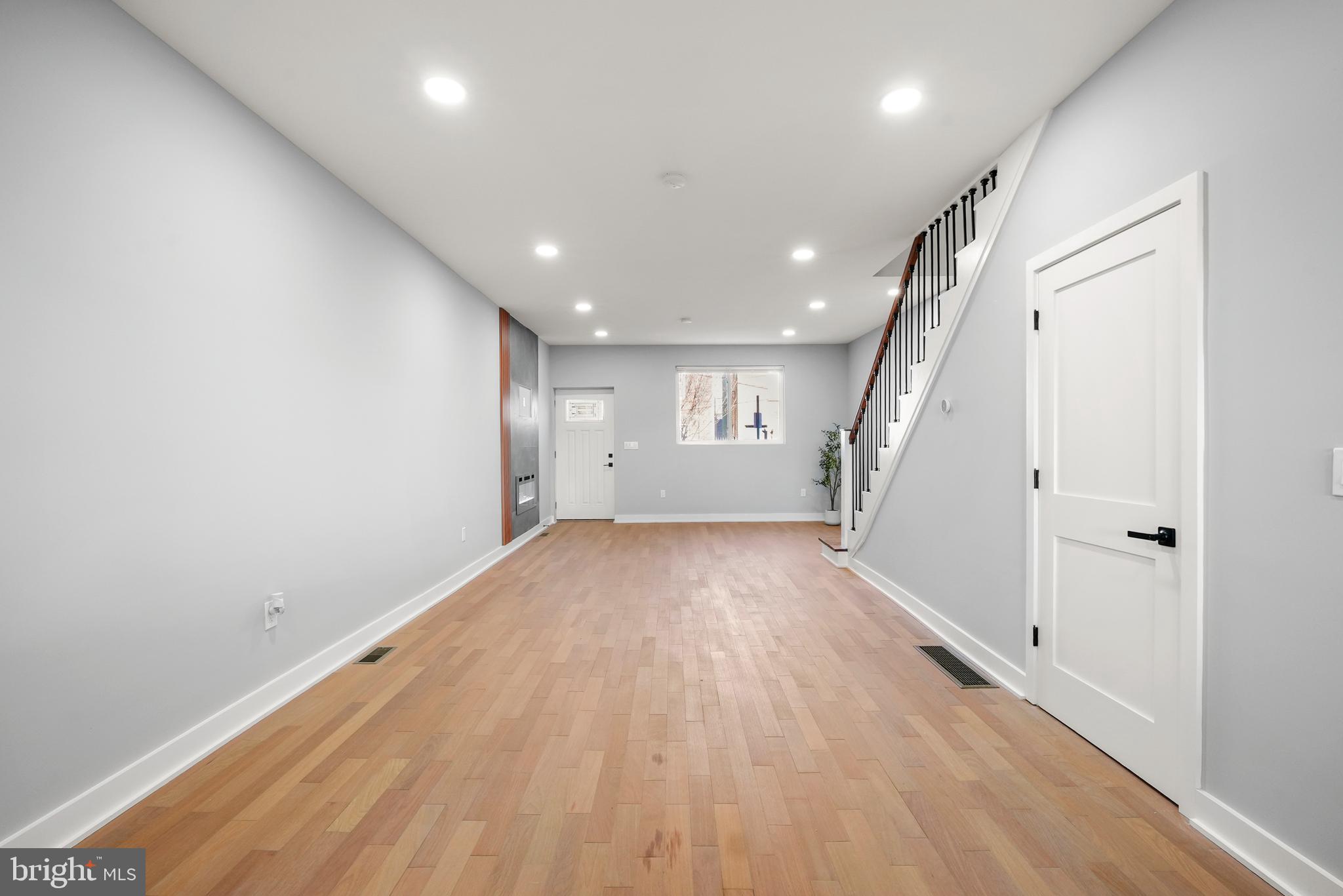 RICHMOND - Residential