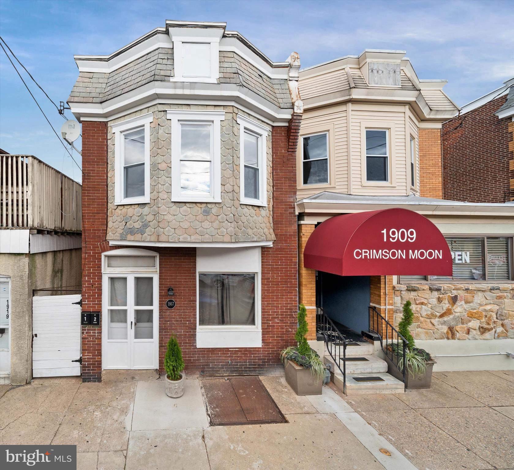 1917 W 6TH STREET