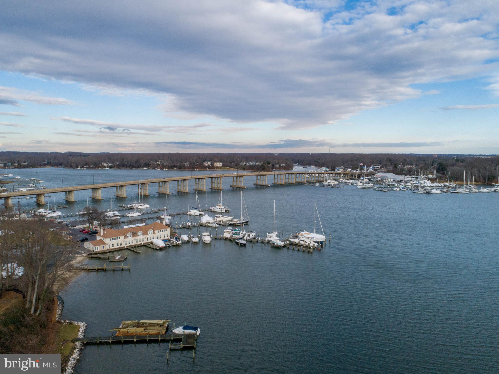 EDGEWATER - Residential