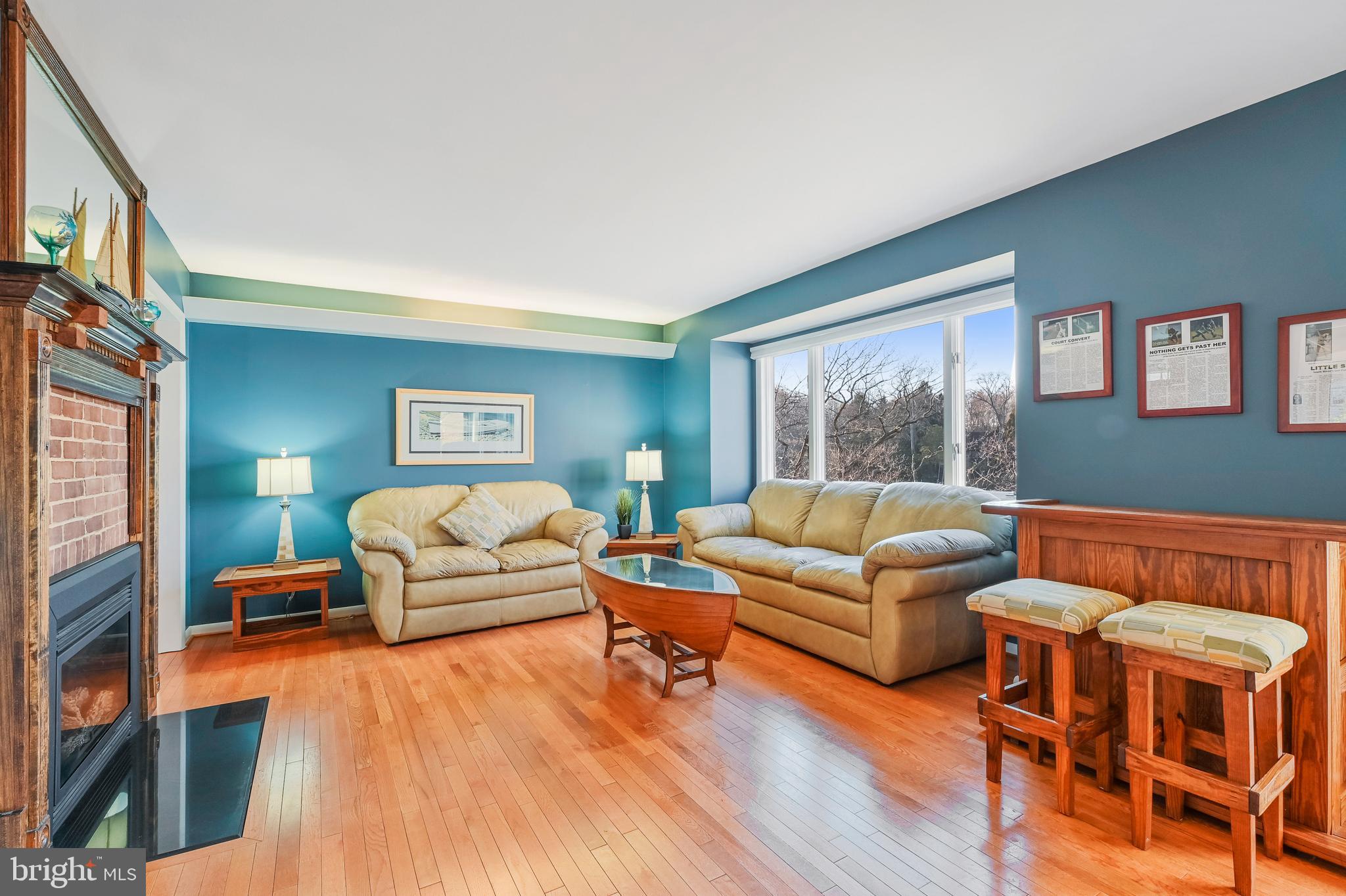 EDGEWATER - Residential