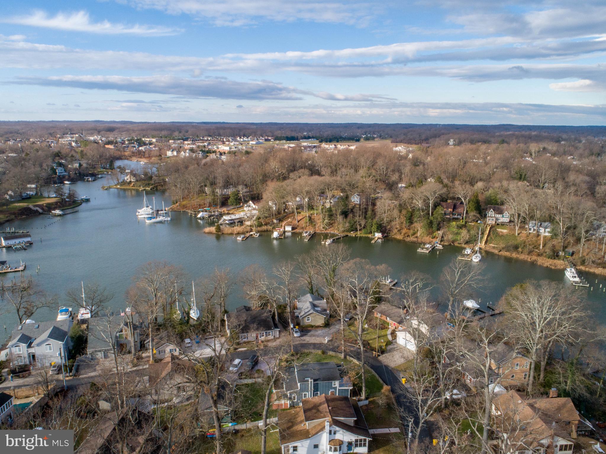 EDGEWATER - Residential