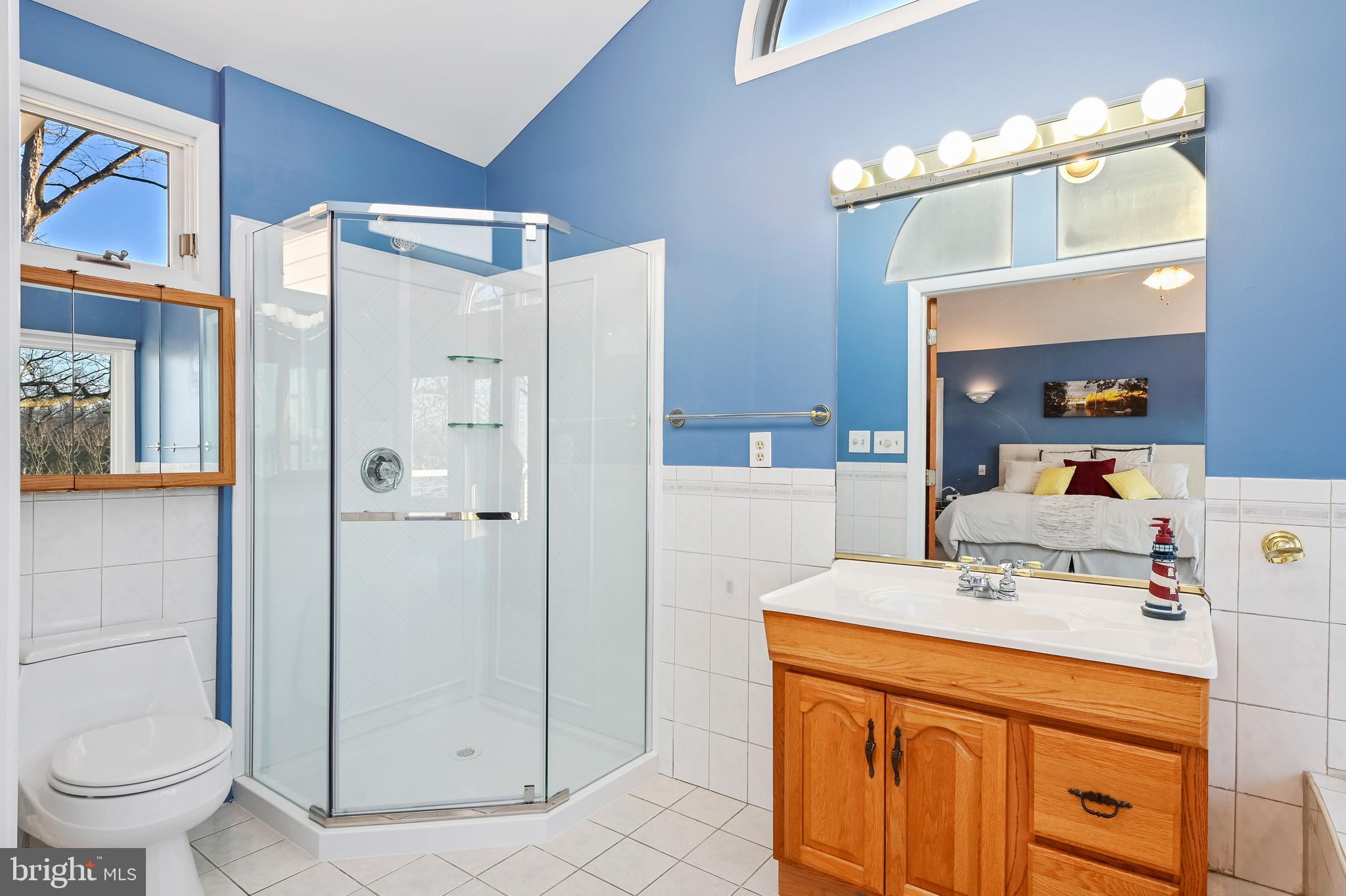 EDGEWATER - Residential