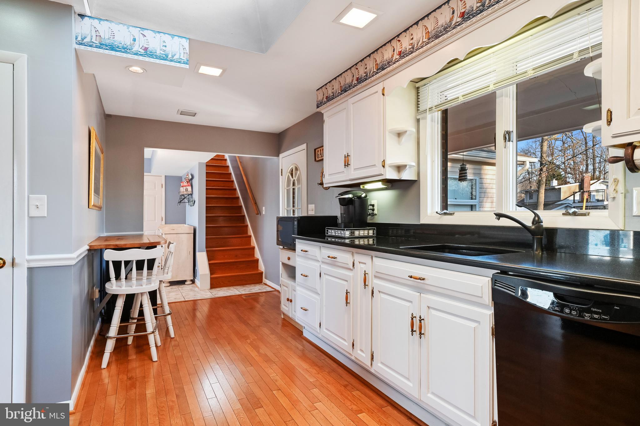 EDGEWATER - Residential